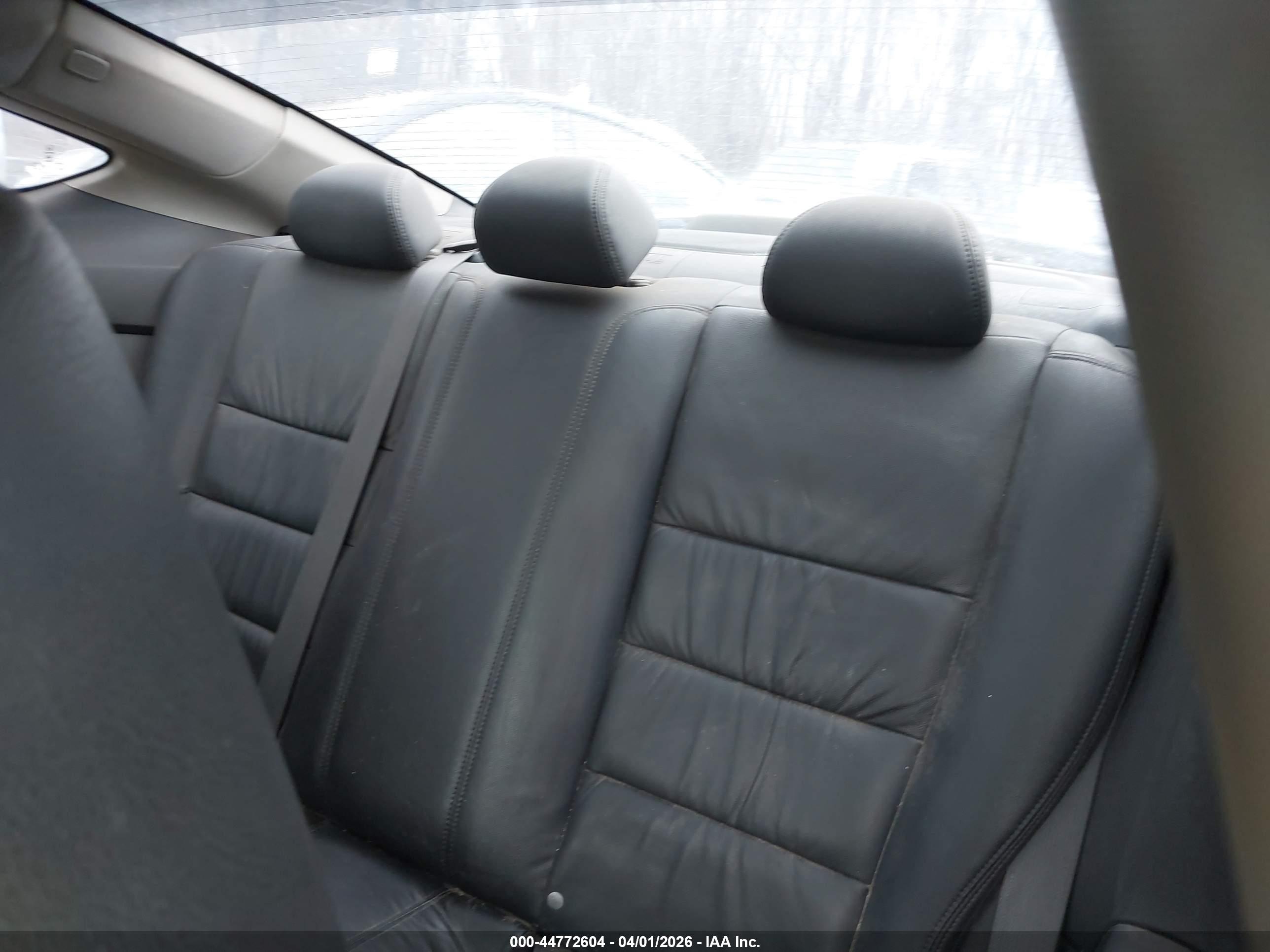 HONDA ACCORD image 8