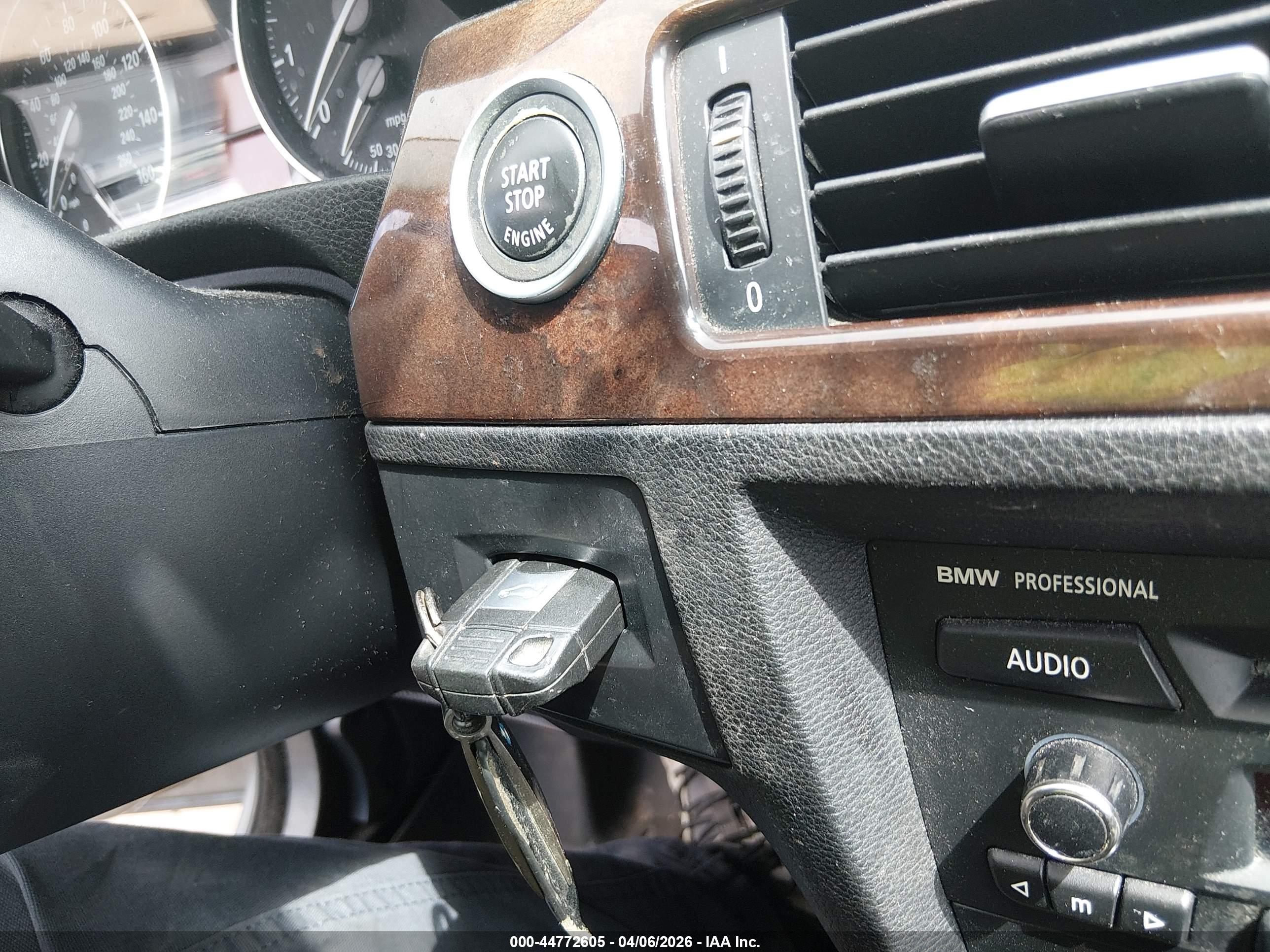 BMW 328I image 11