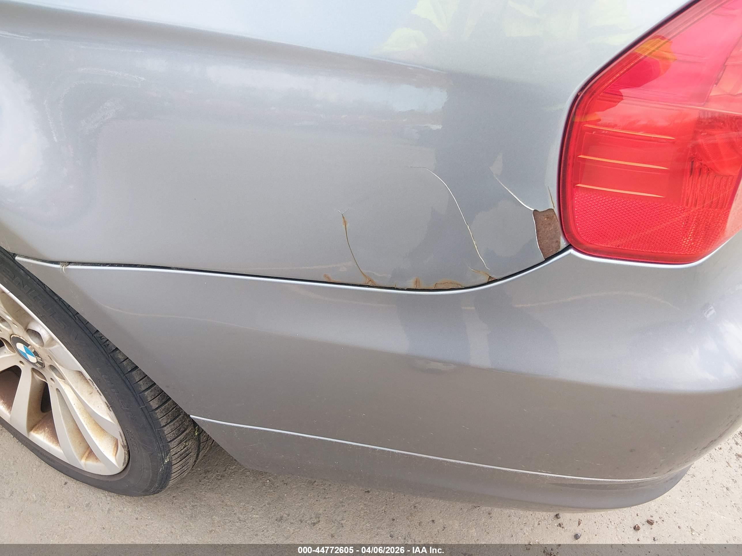 BMW 328I image 6