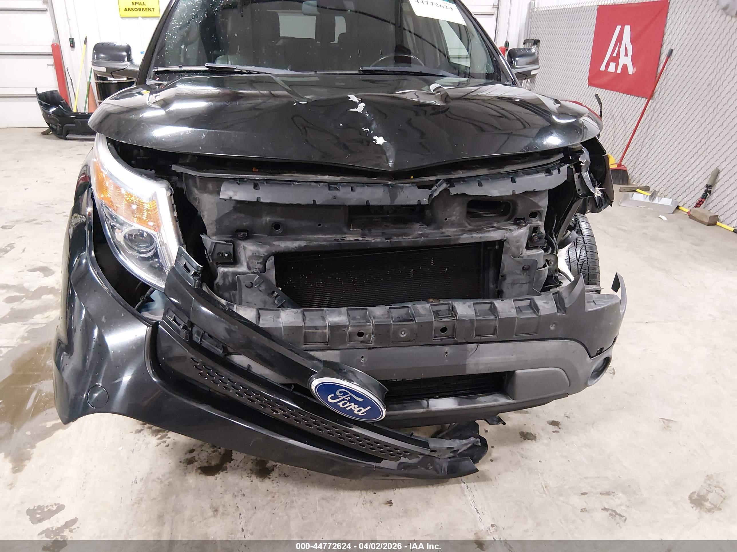 FORD EXPLORER image 6
