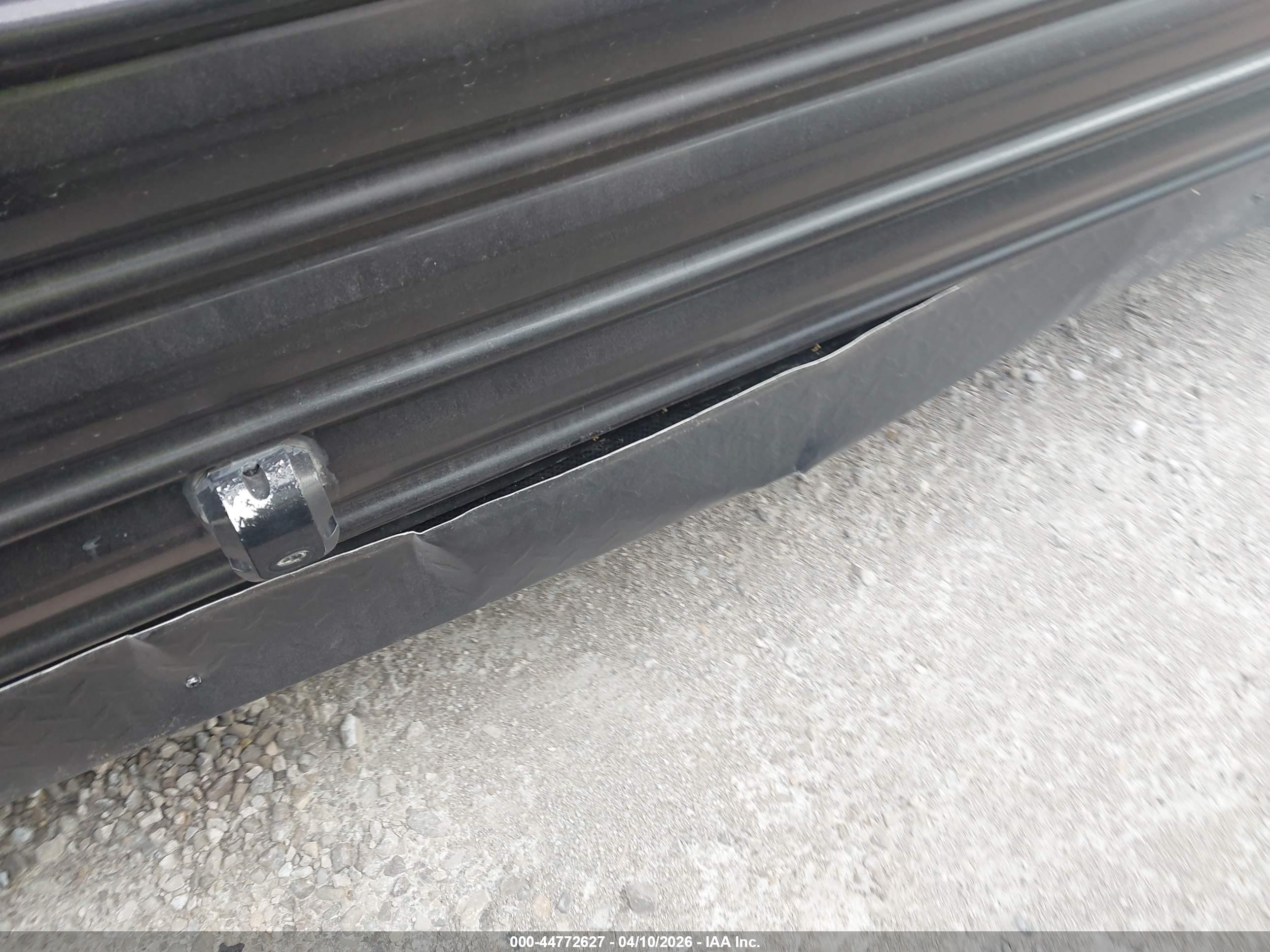CHEROKEE GREY image 6