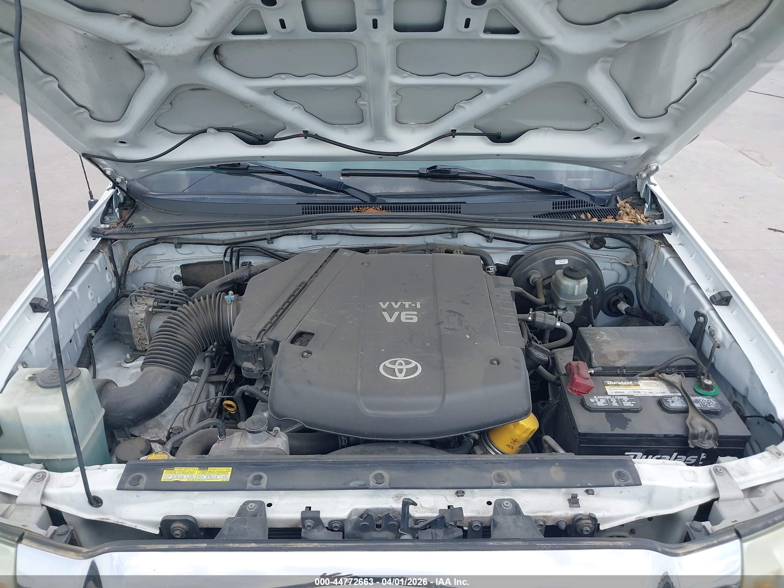 TOYOTA TACOMA image 10