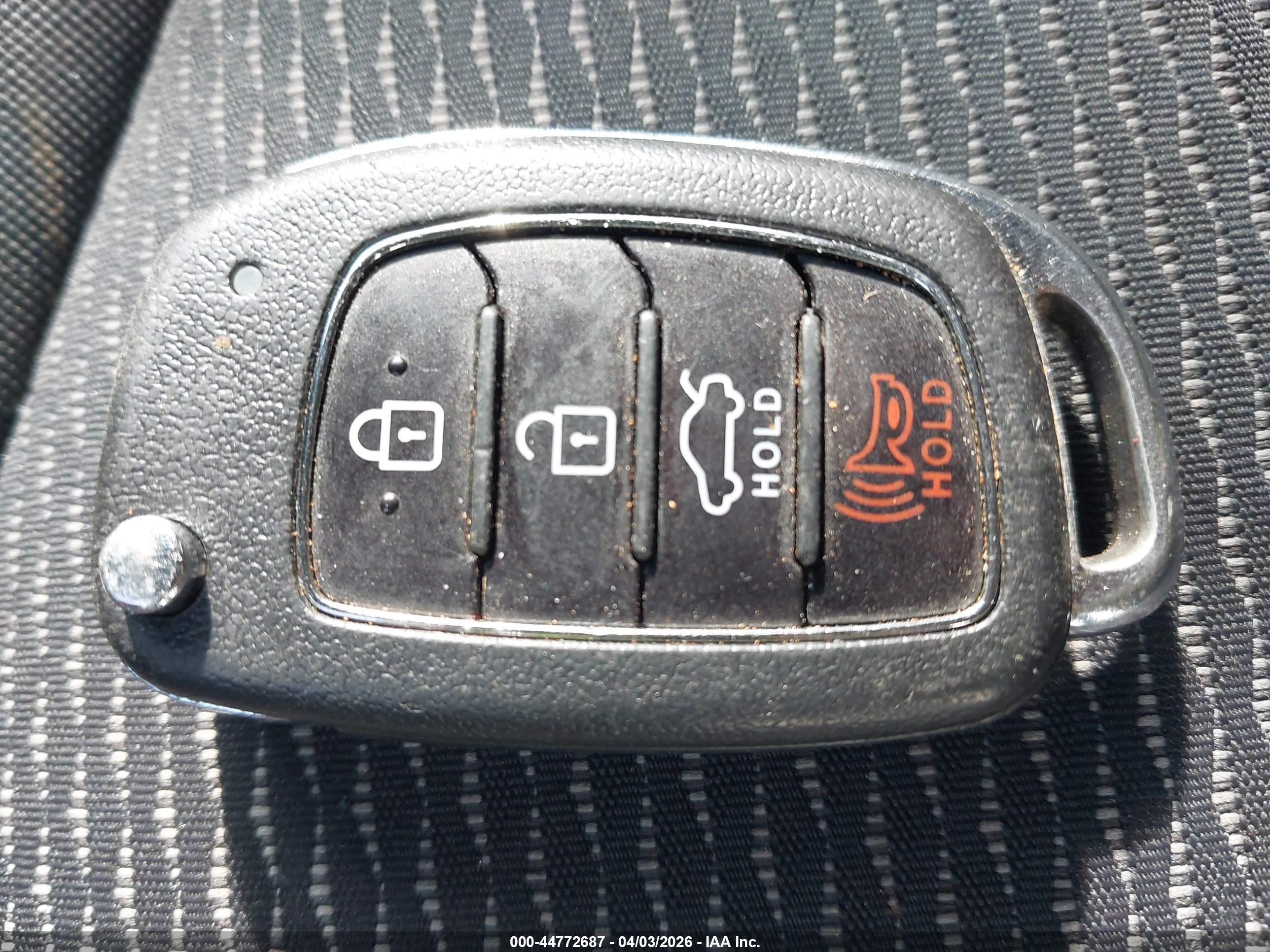 HYUNDAI SONATA image 11