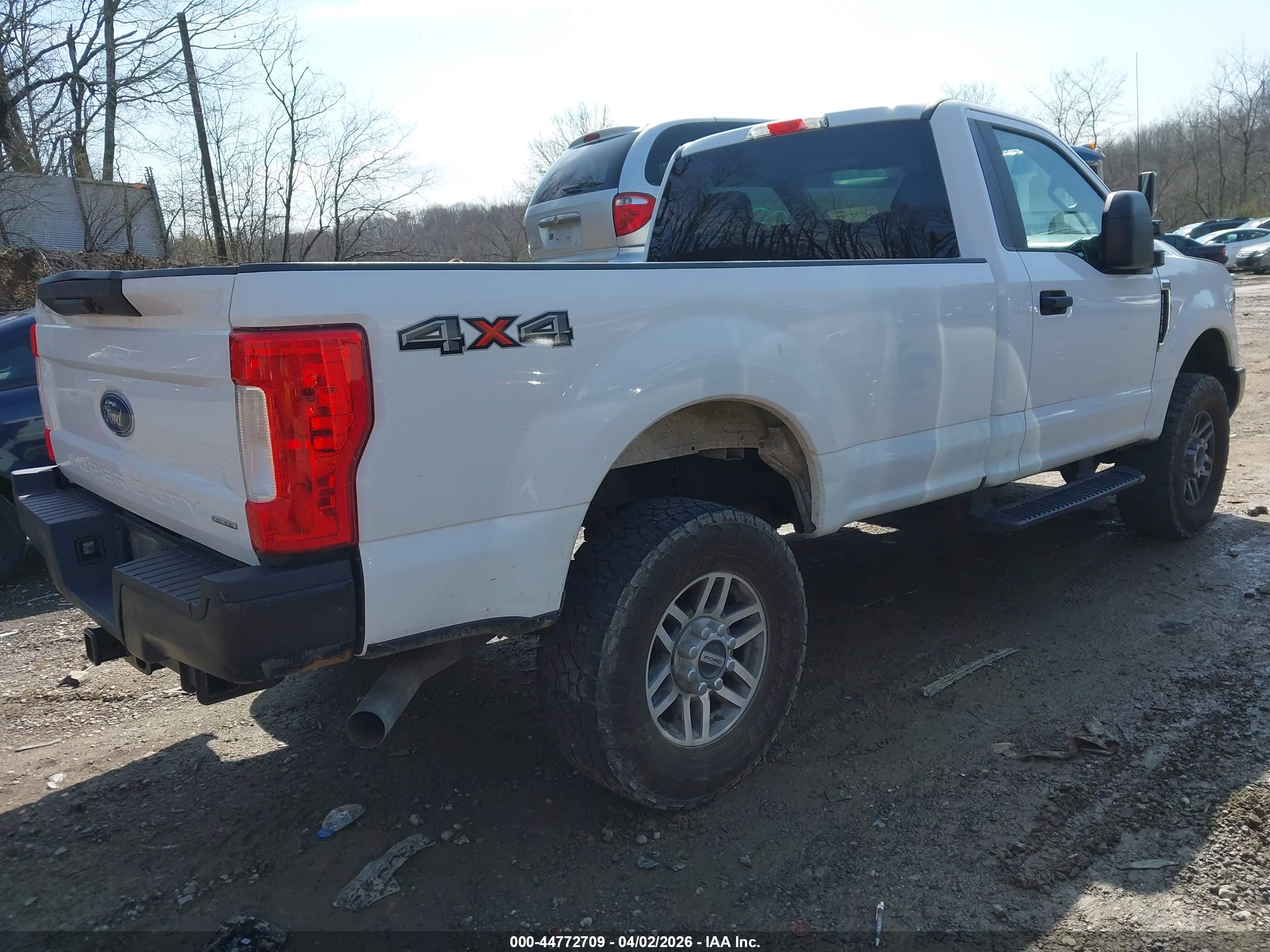 FORD F-250 image 4