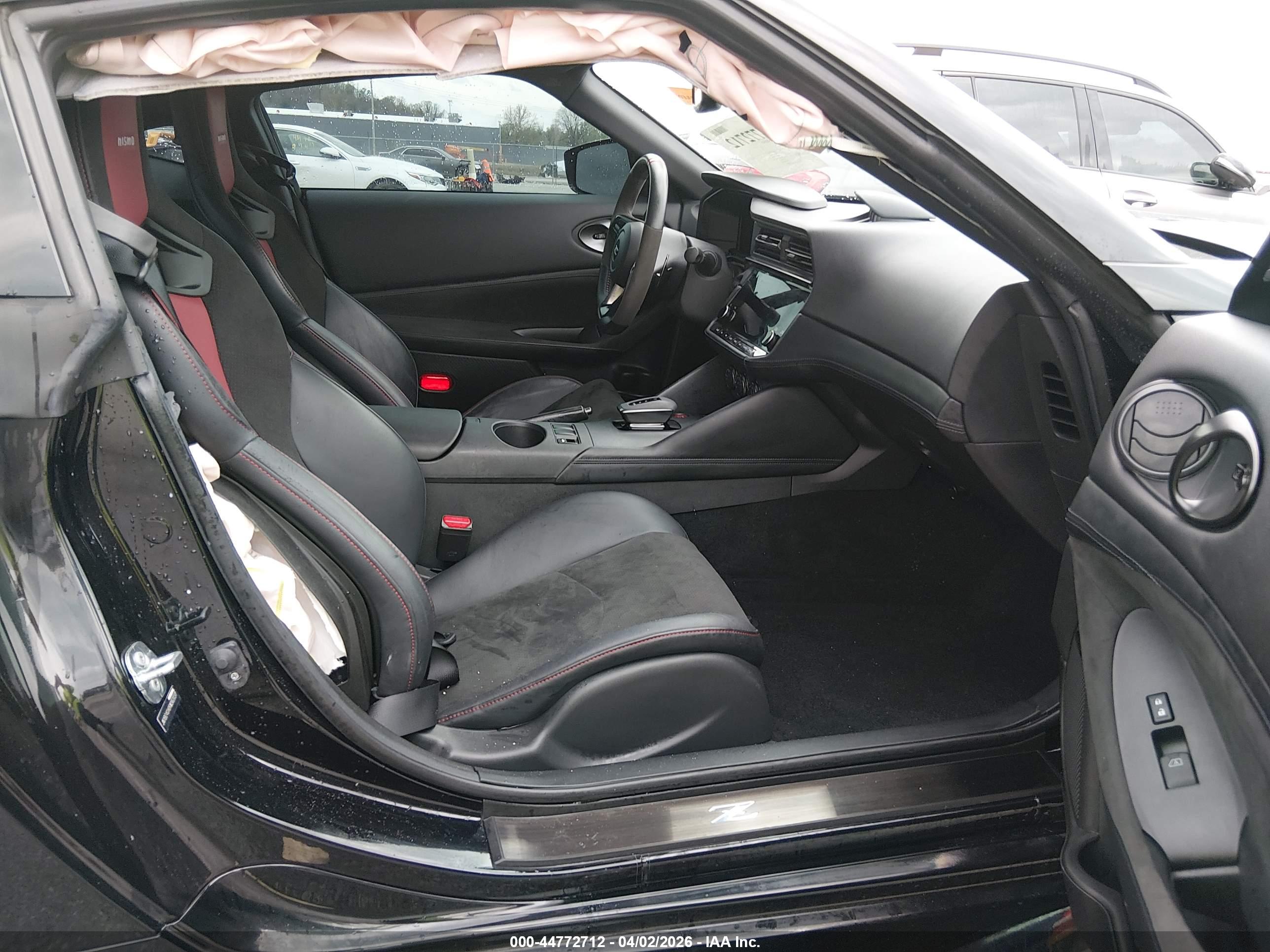 NISSAN Z image 5