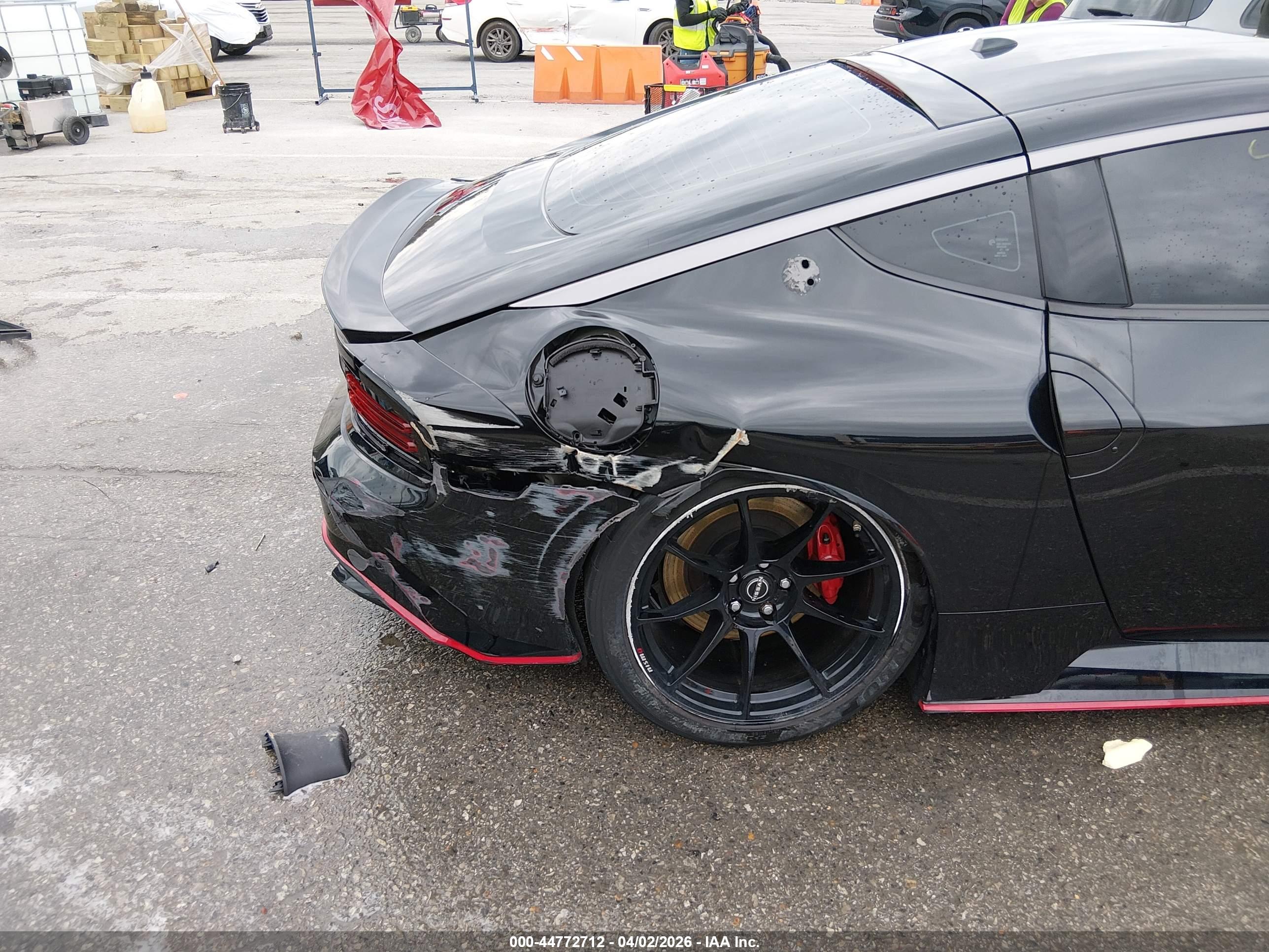 NISSAN Z image 6