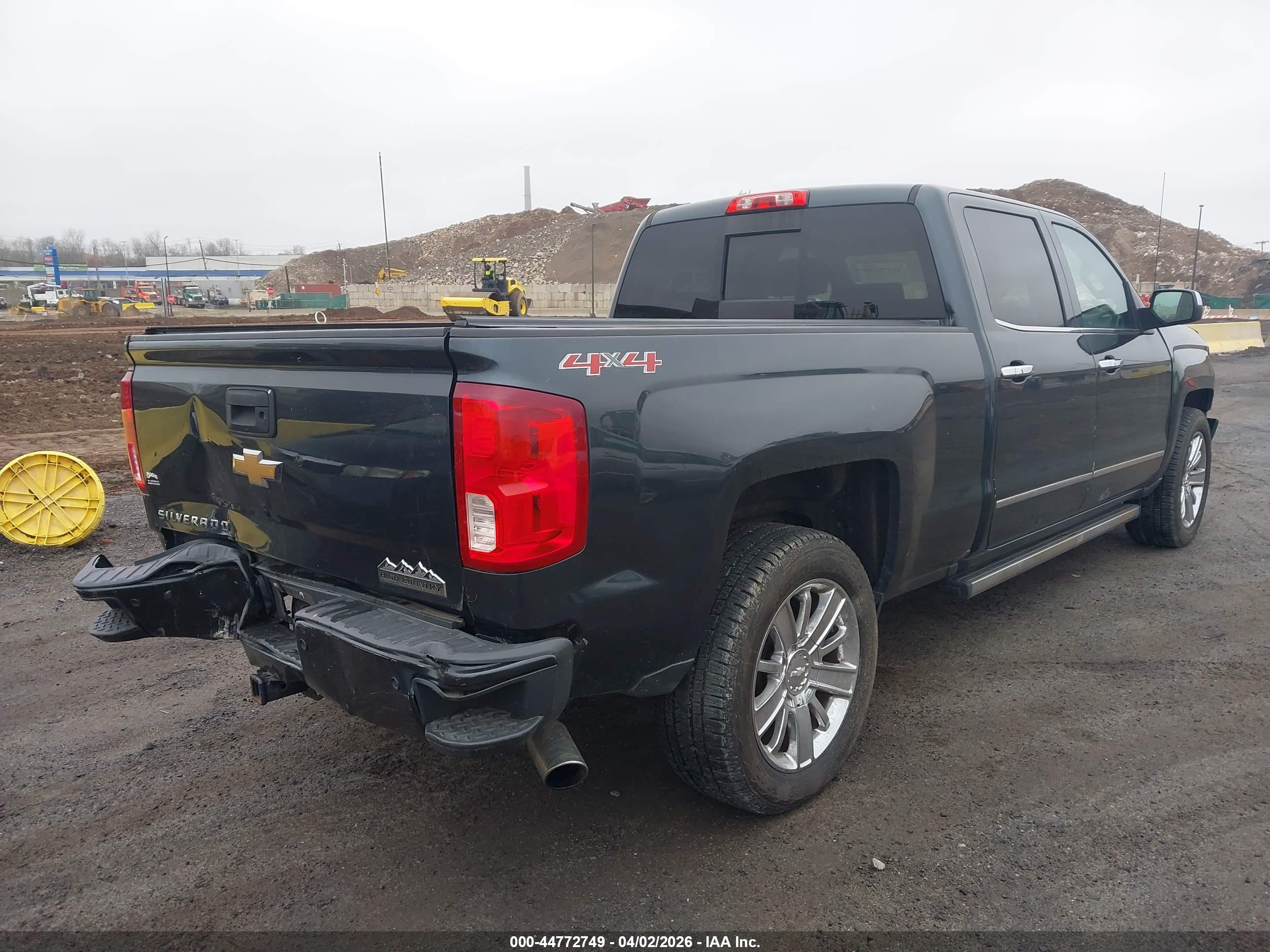 CHEVROLET SILVERADO image 4