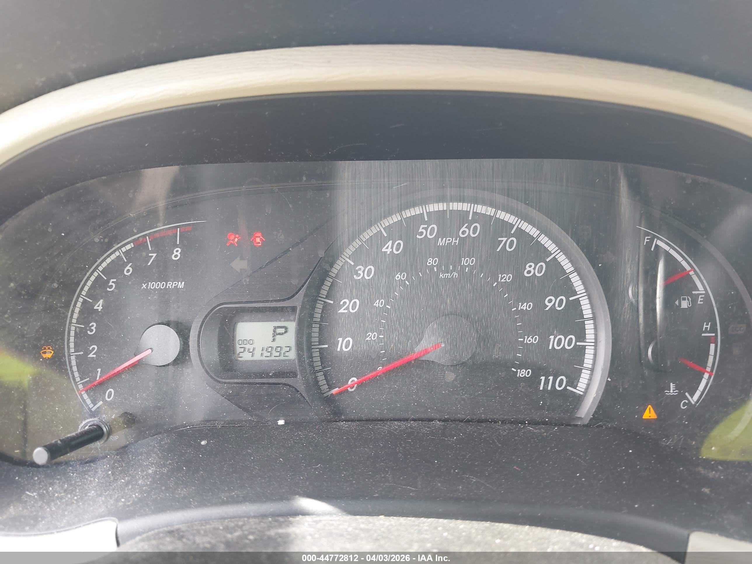 TOYOTA SIENNA image 7