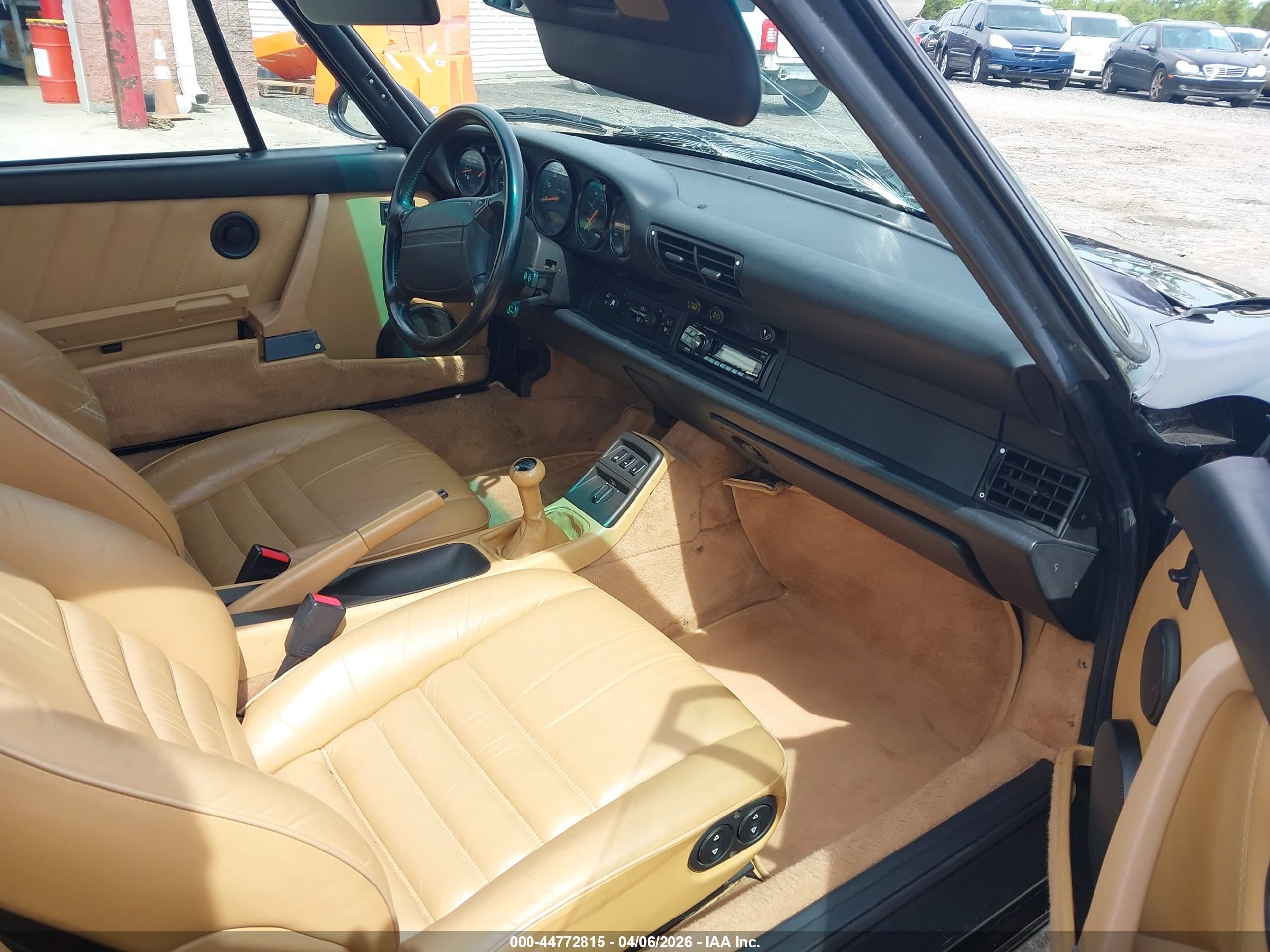 PORSCHE 911 image 5