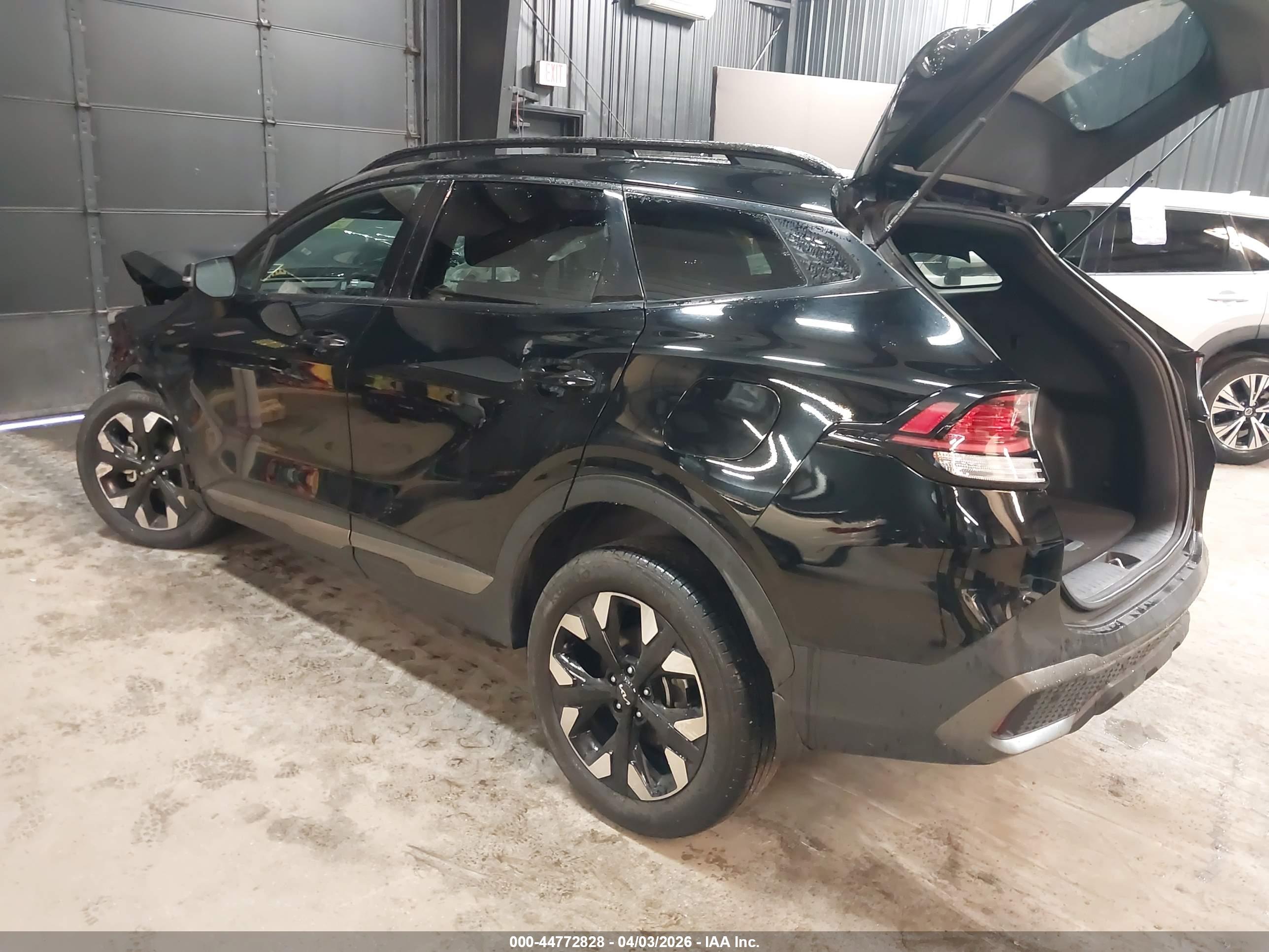 KIA SPORTAGE image 3