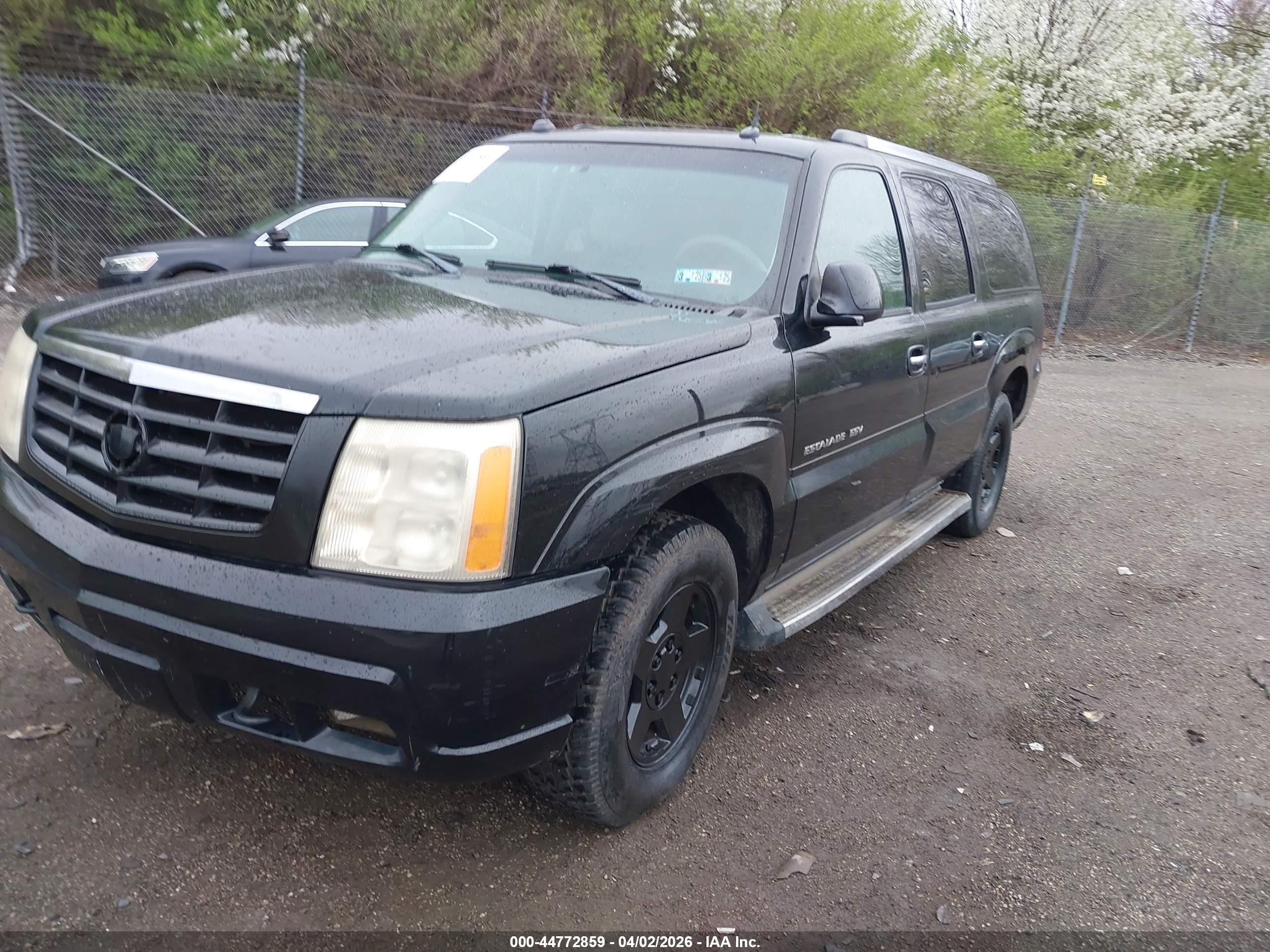 CADILLAC ESCALADE image 2