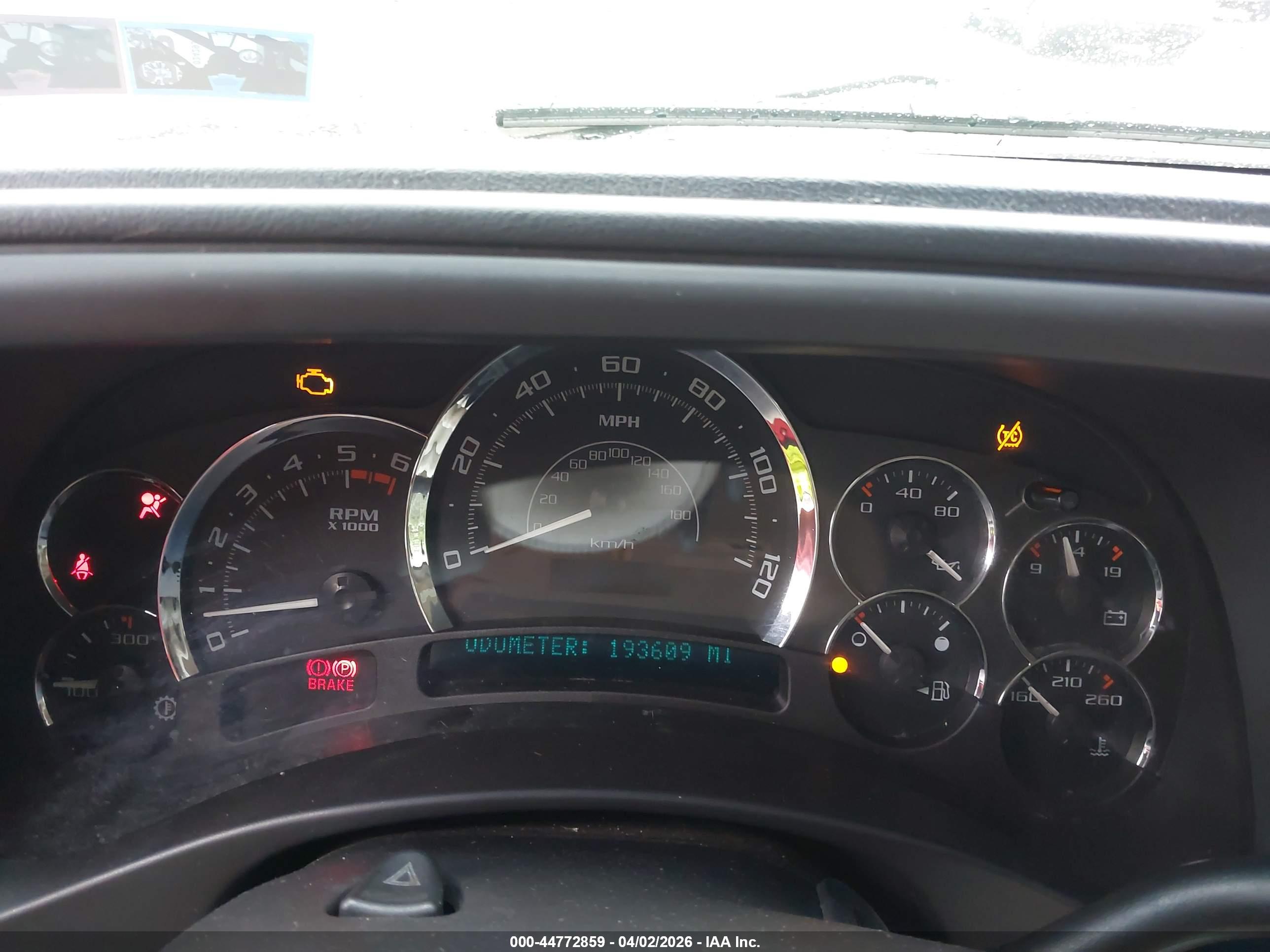 CADILLAC ESCALADE image 7