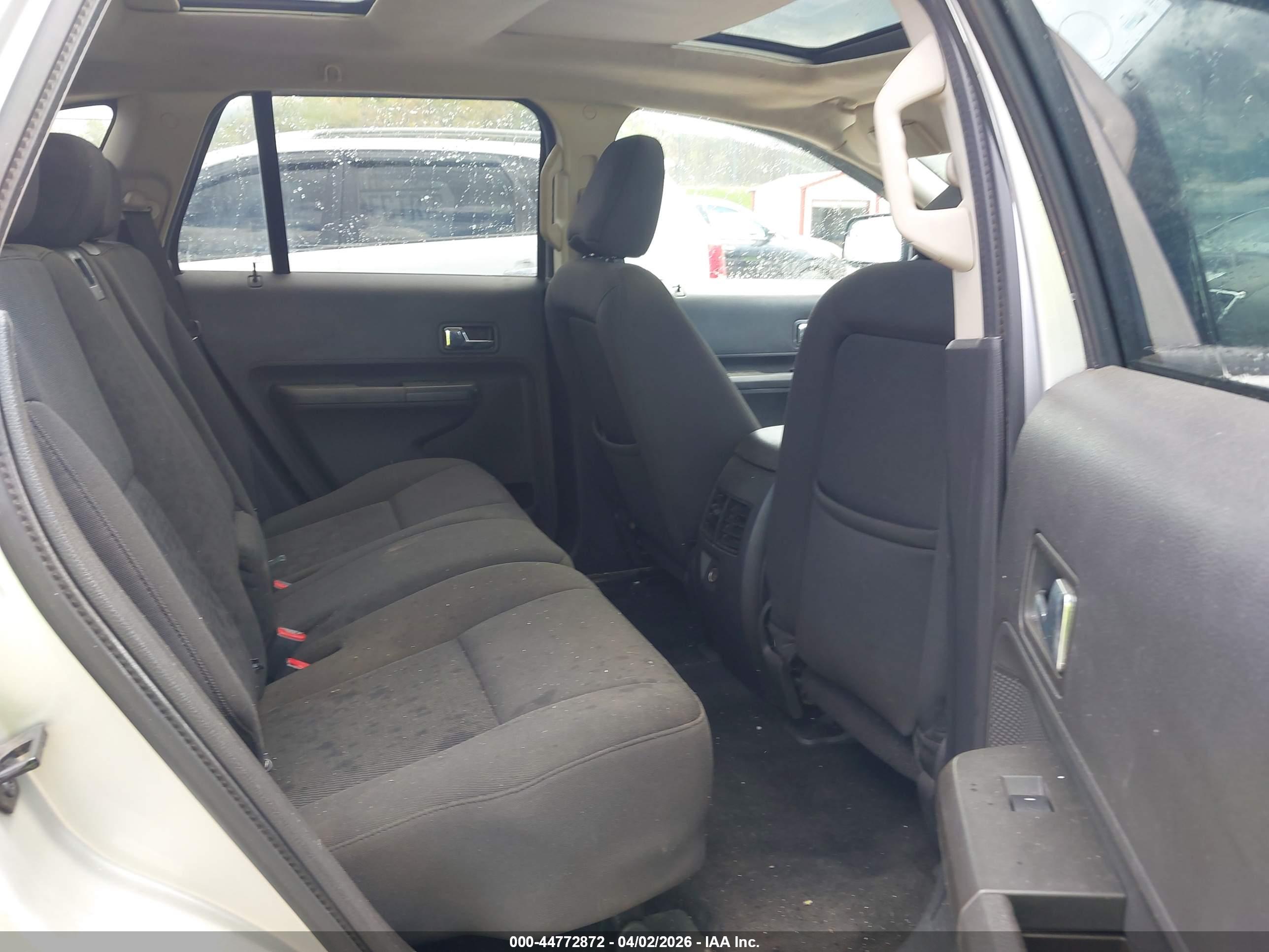 FORD EDGE image 8