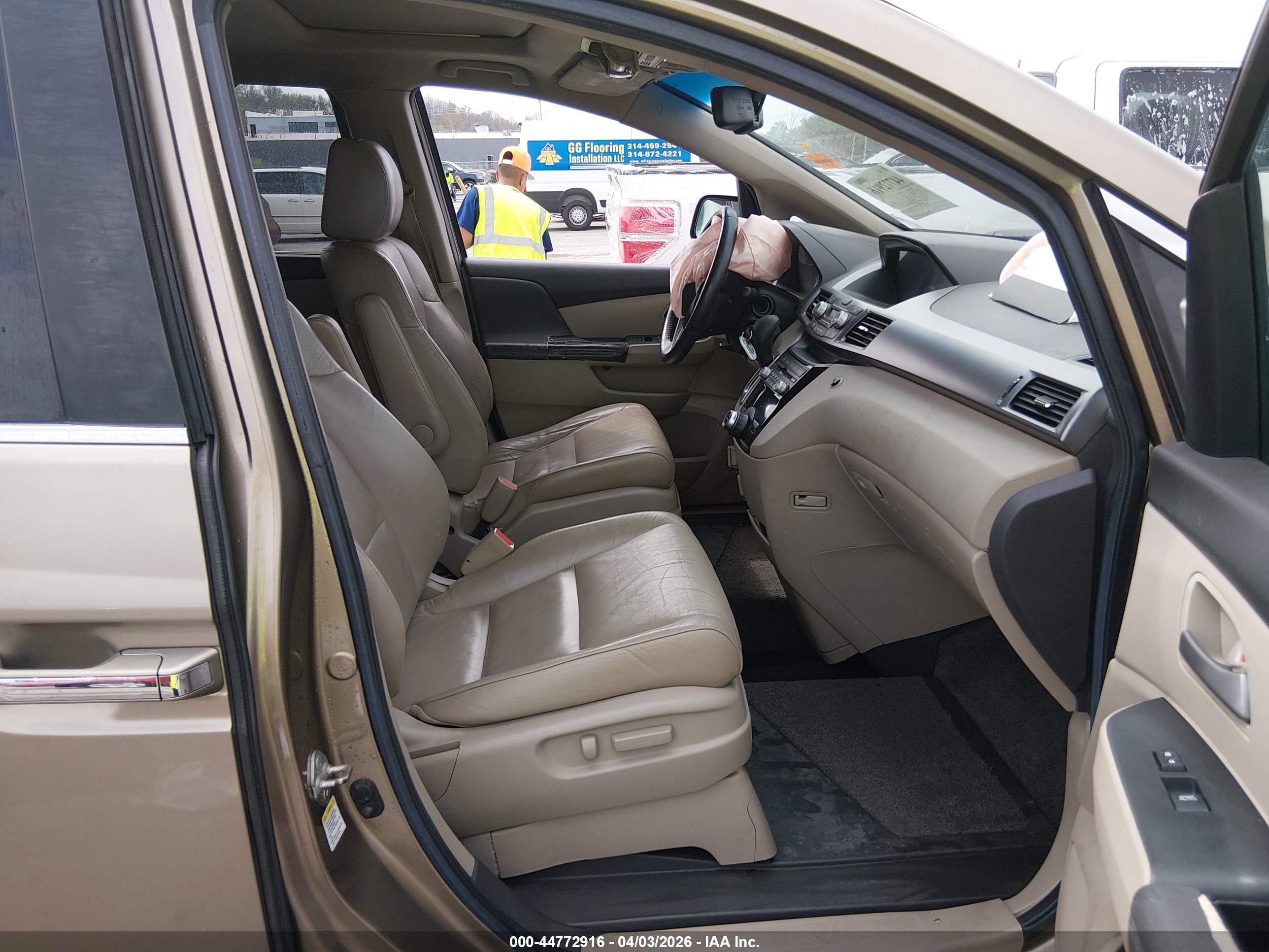 HONDA ODYSSEY image 5