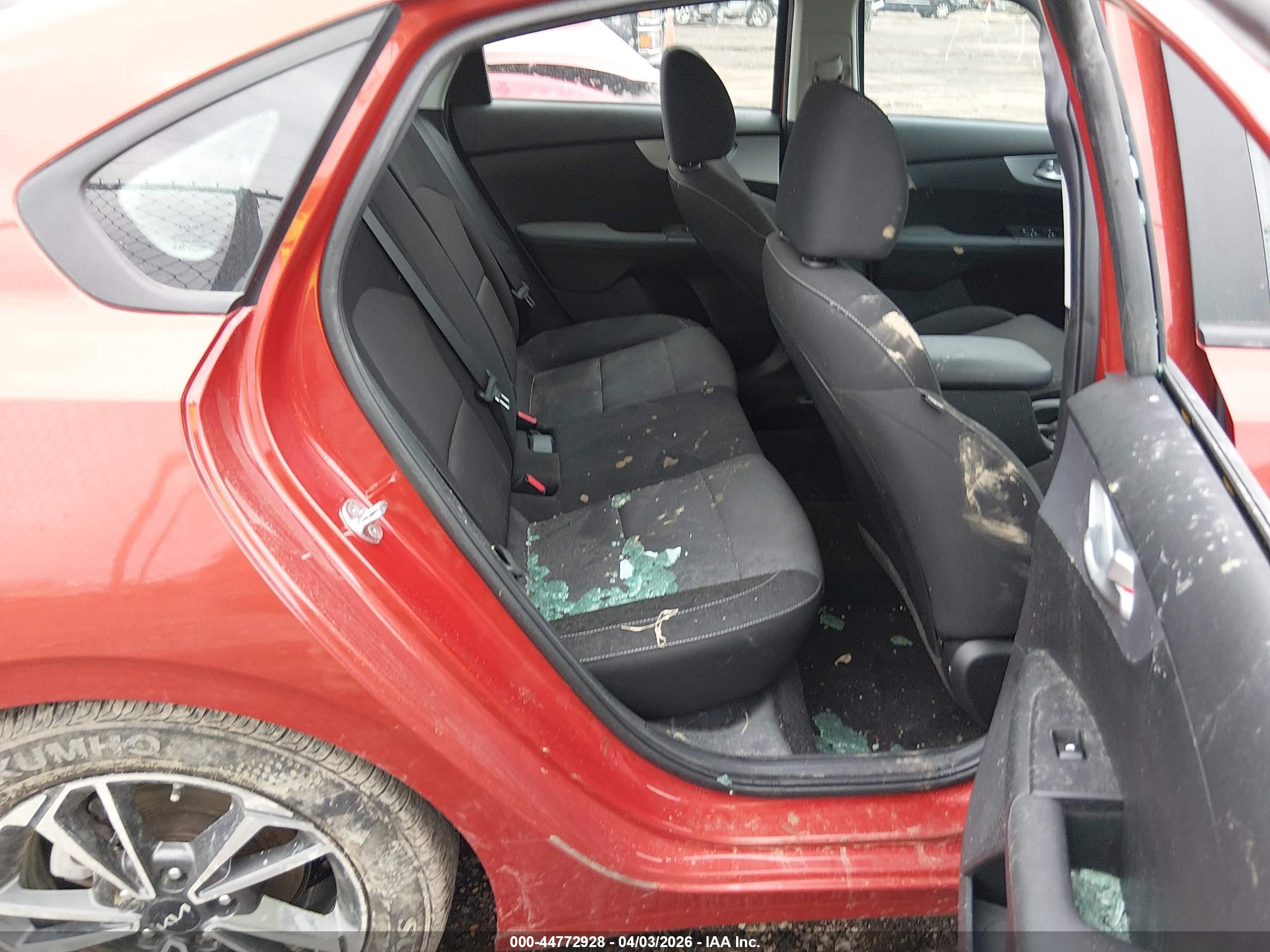 KIA FORTE image 8