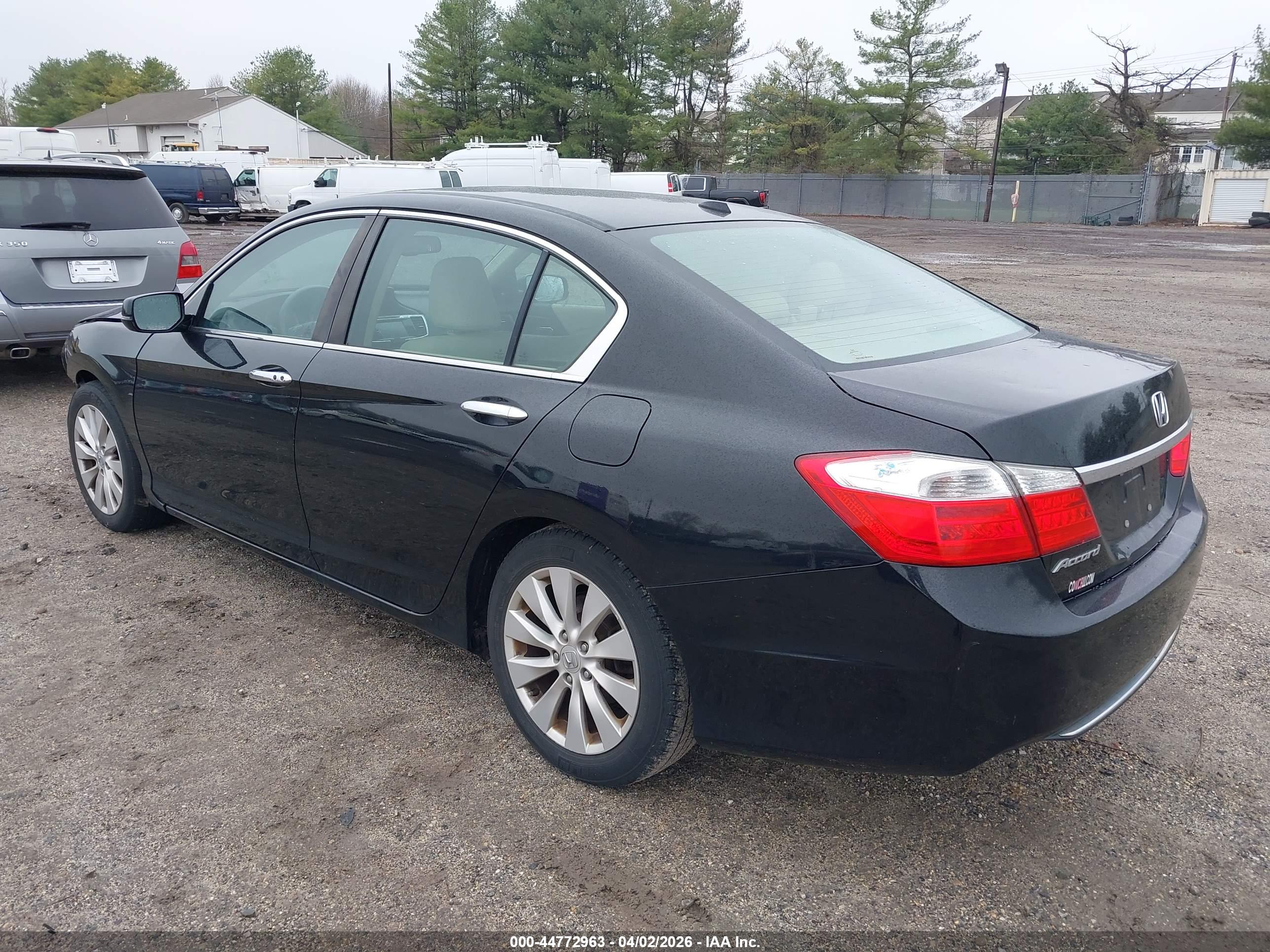 HONDA ACCORD image 3