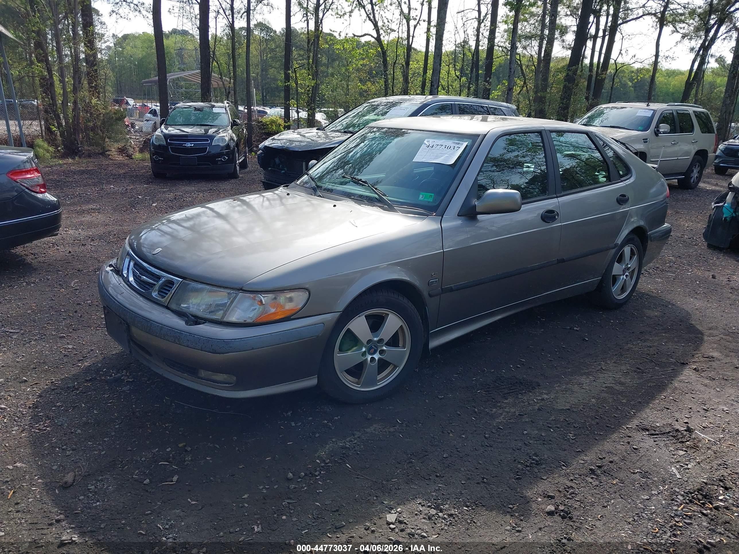 SAAB 9-3 image 2