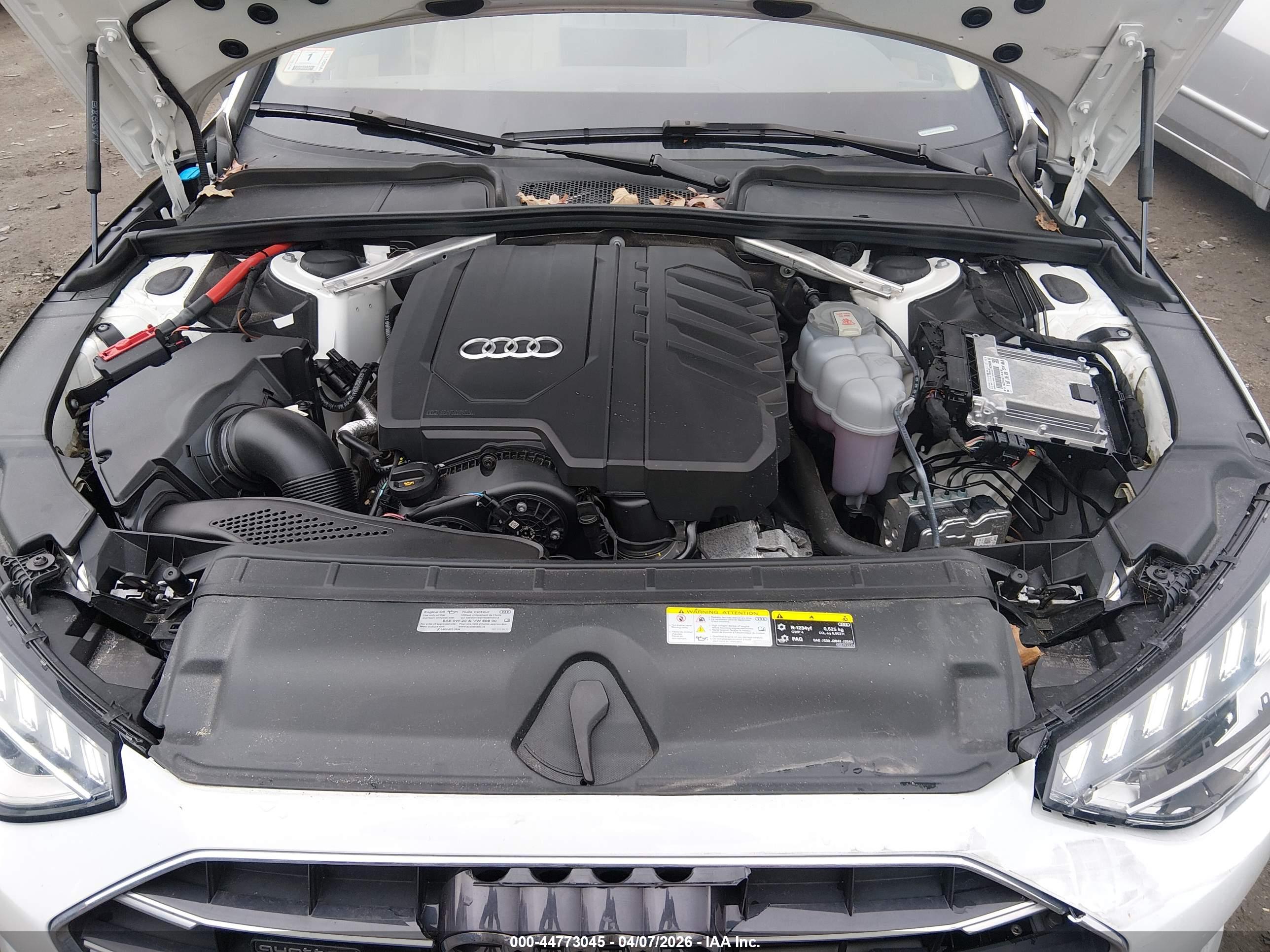 AUDI A4 image 10