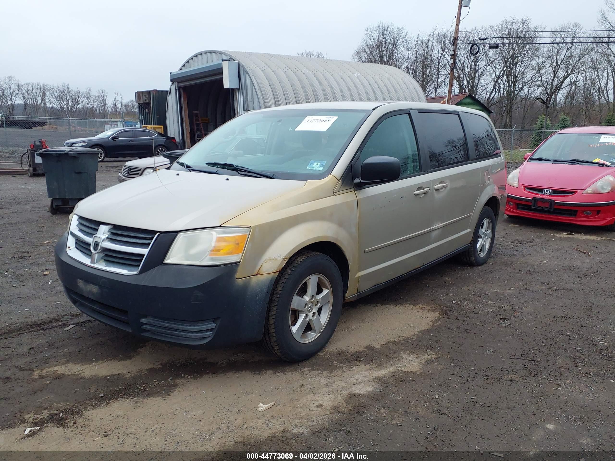 DODGE GRAND image 2