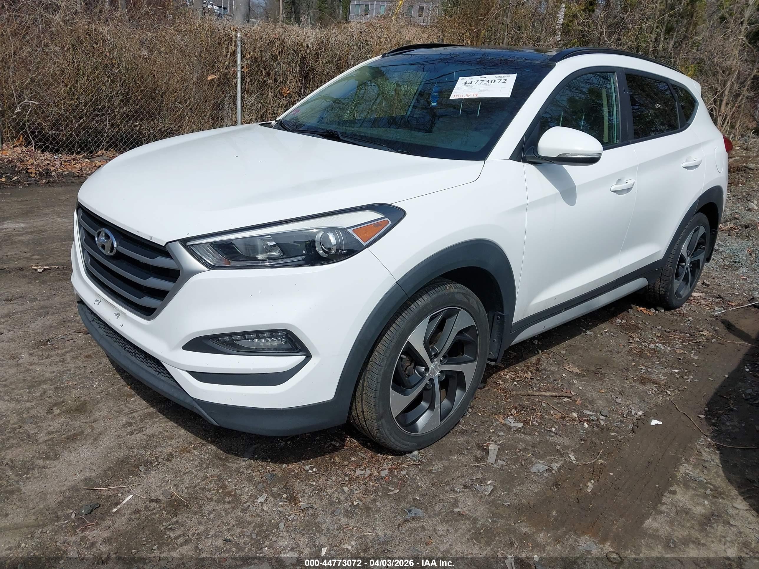 HYUNDAI TUCSON image 2