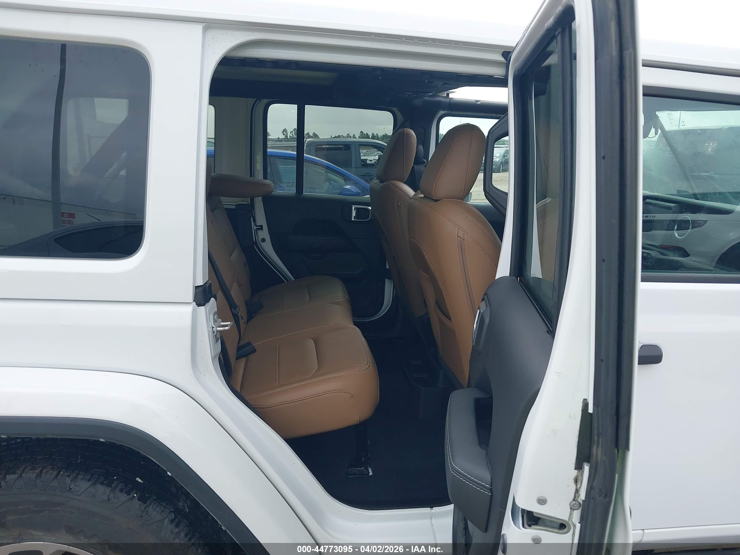 JEEP WRANGLER image 8