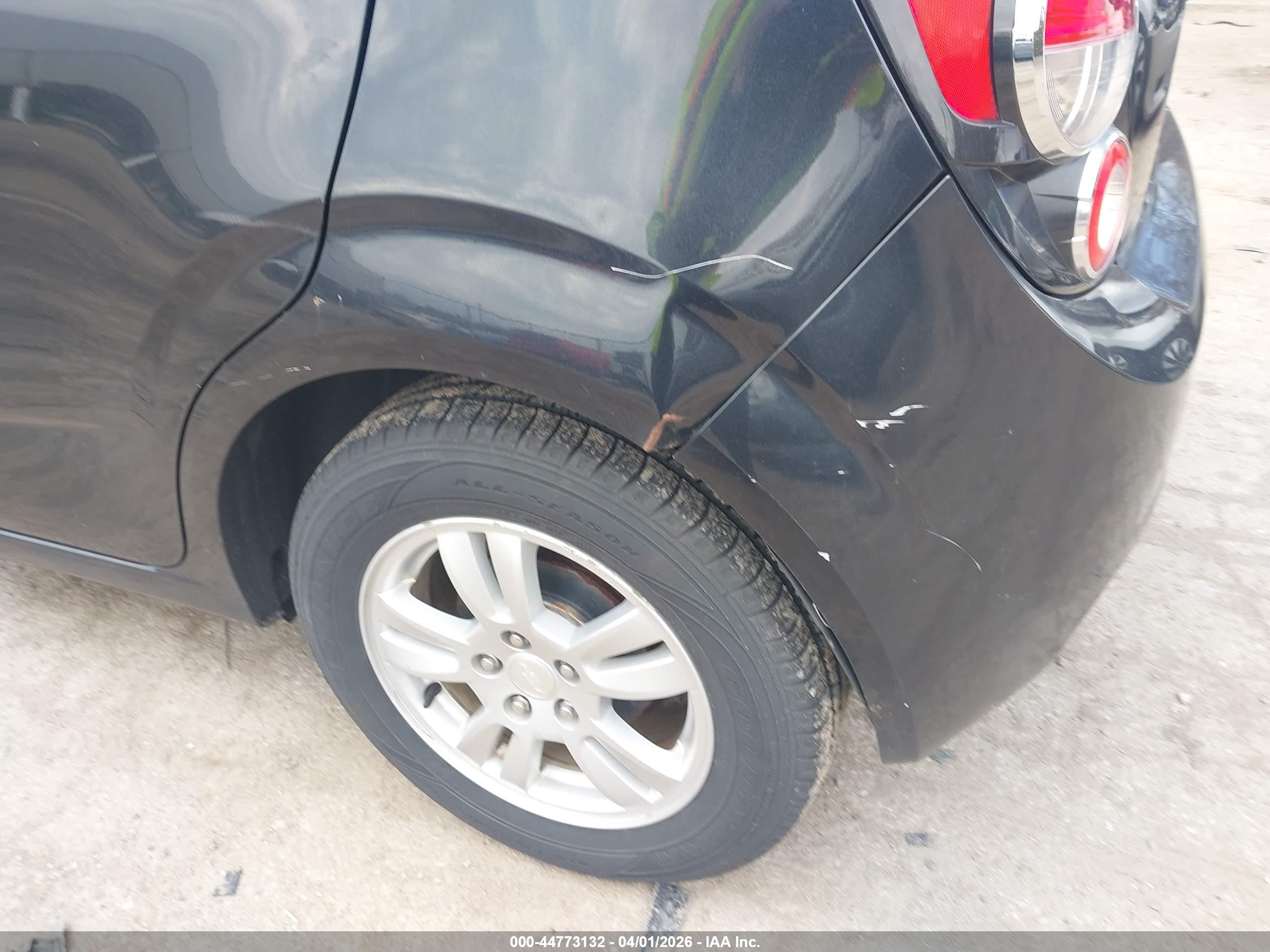 CHEVROLET SONIC image 6