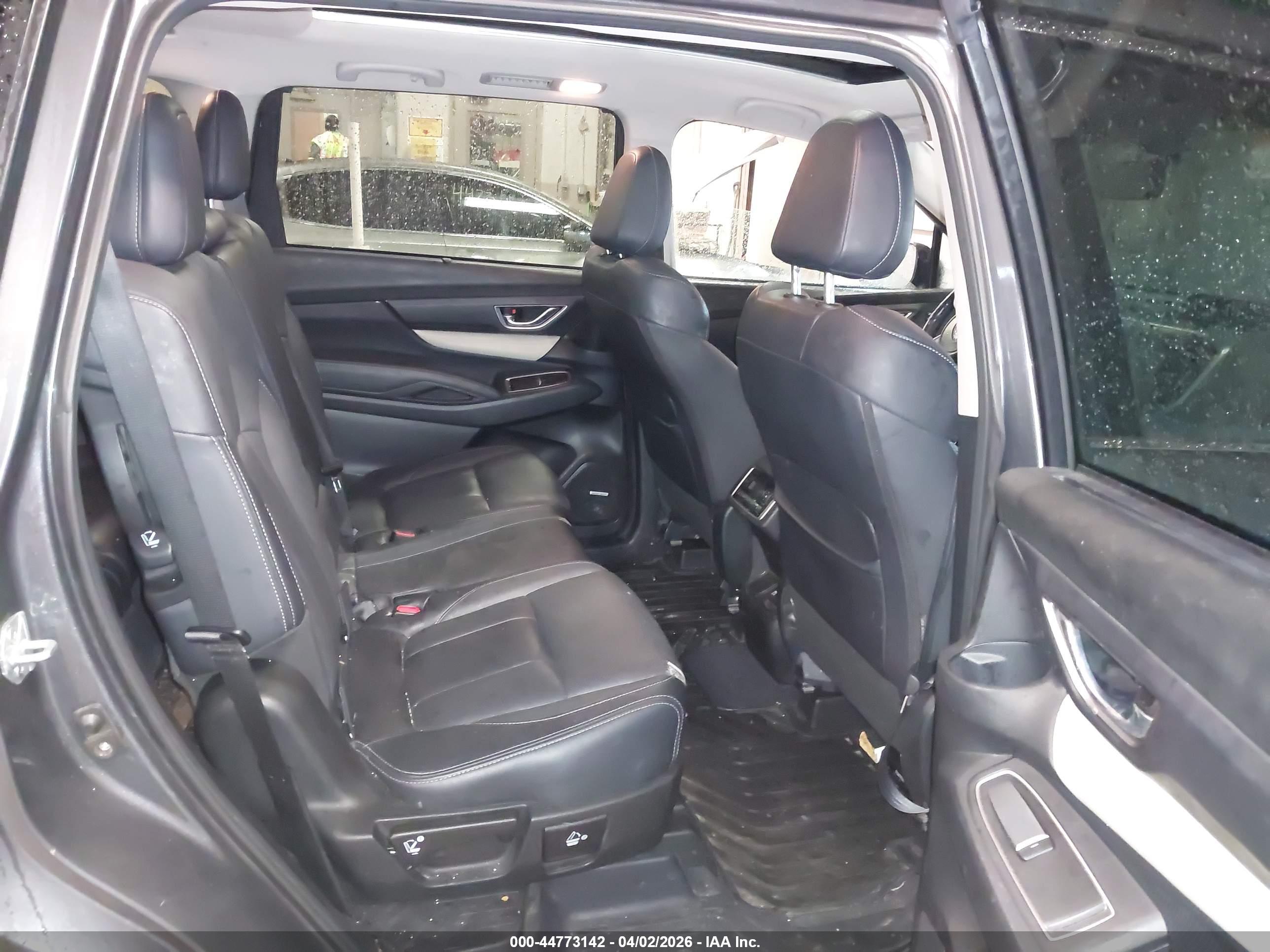 SUBARU ASCENT image 8