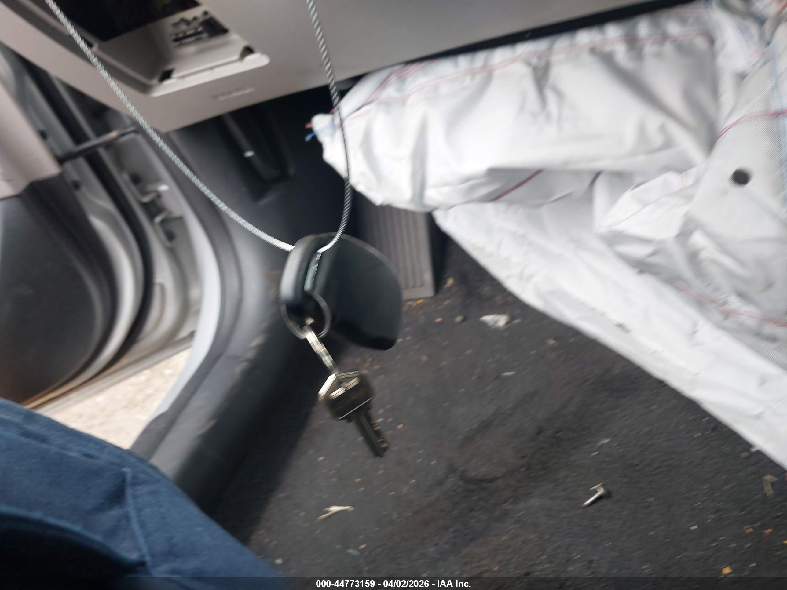 HYUNDAI SONATA image 11