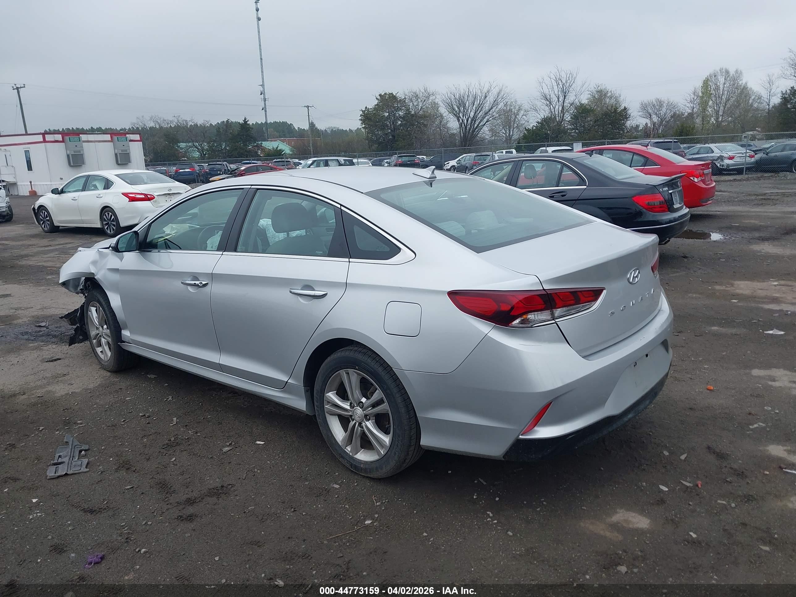 HYUNDAI SONATA image 3