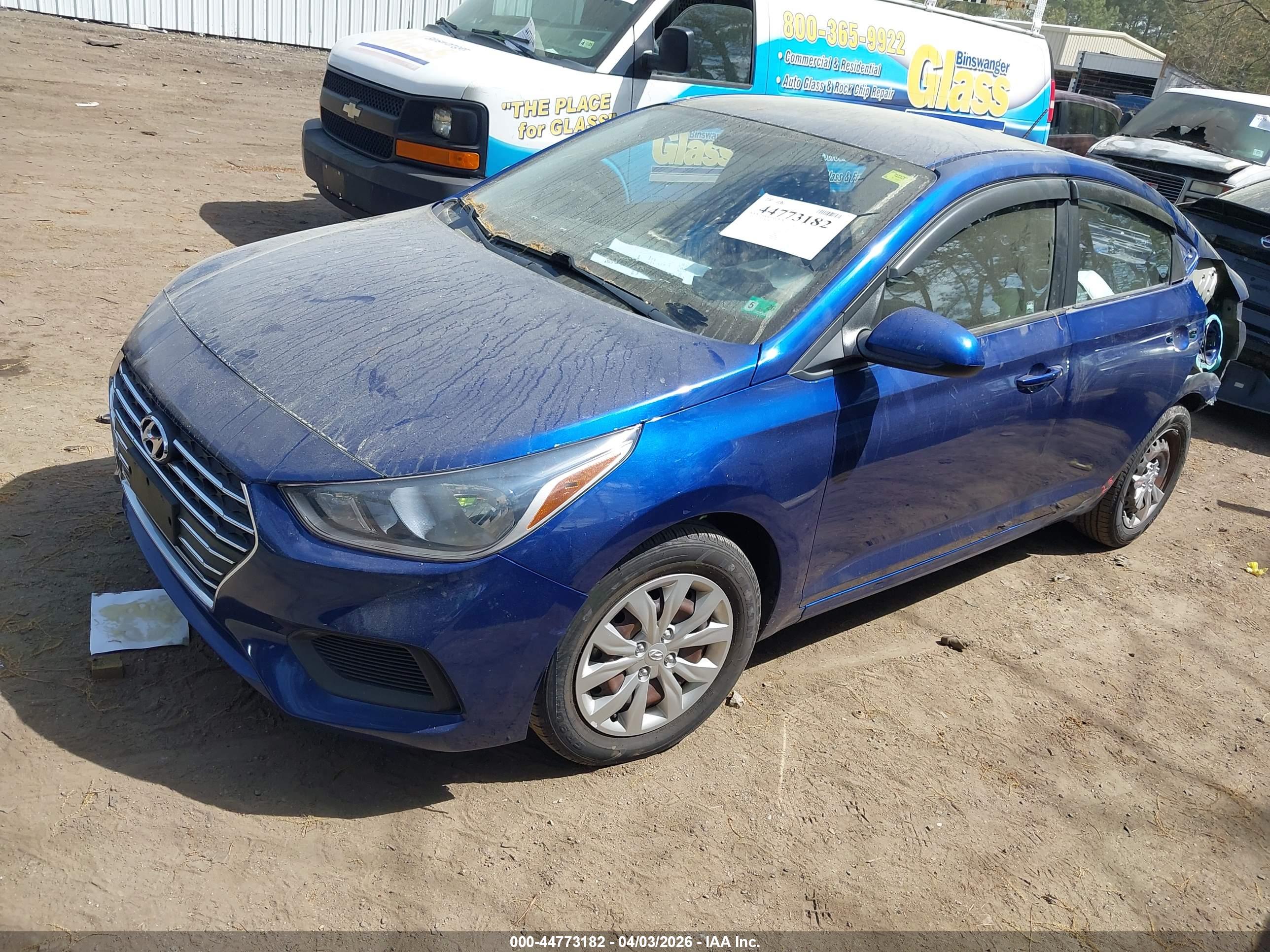 HYUNDAI ACCENT image 2