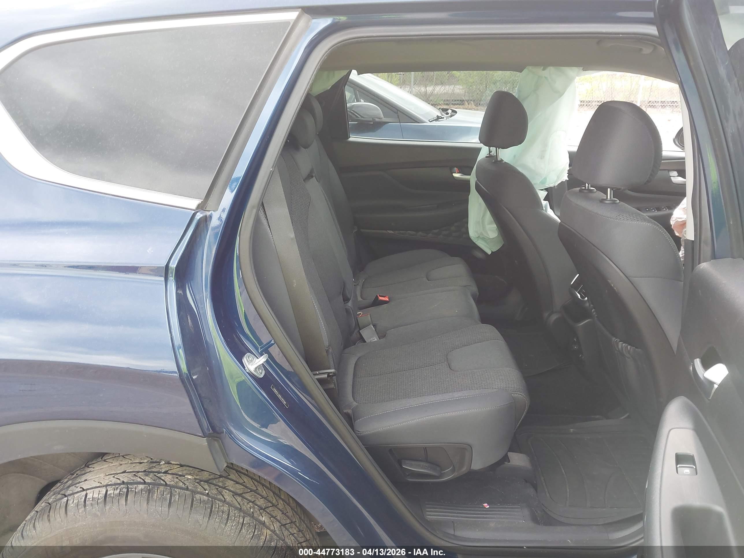 HYUNDAI SANTA image 8