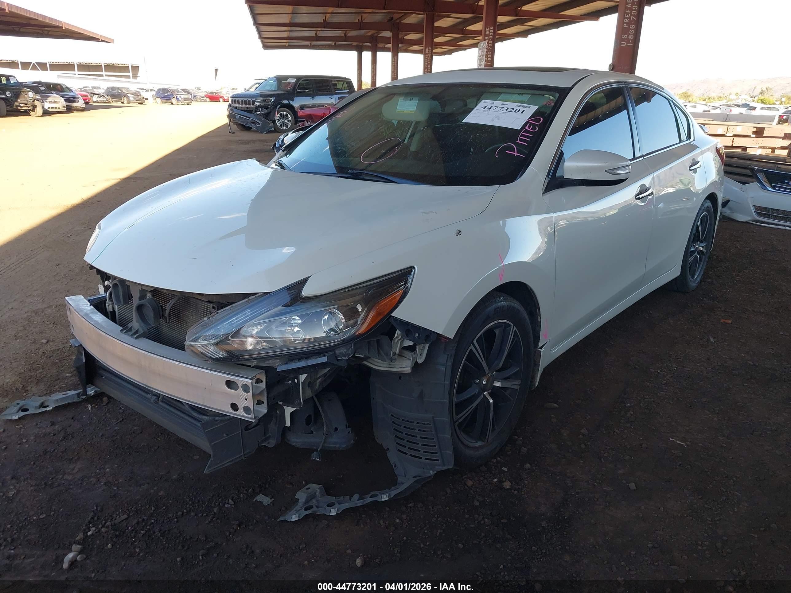 NISSAN ALTIMA image 2