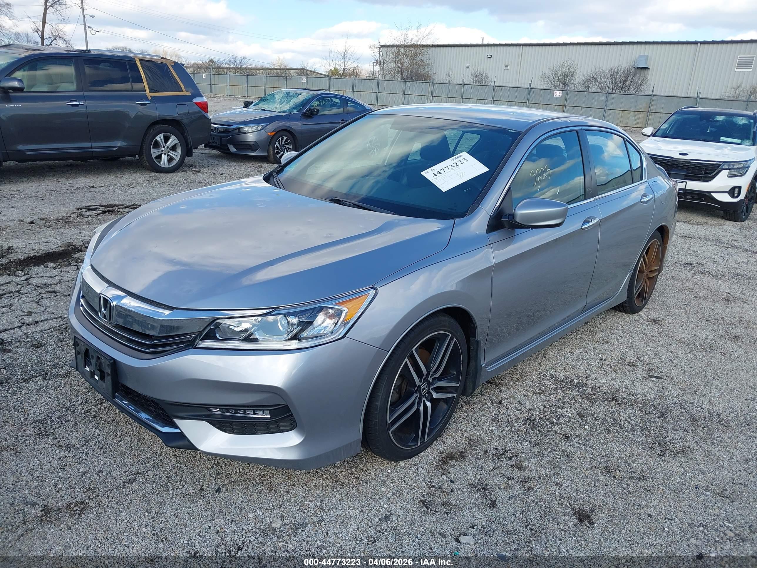 HONDA ACCORD image 2