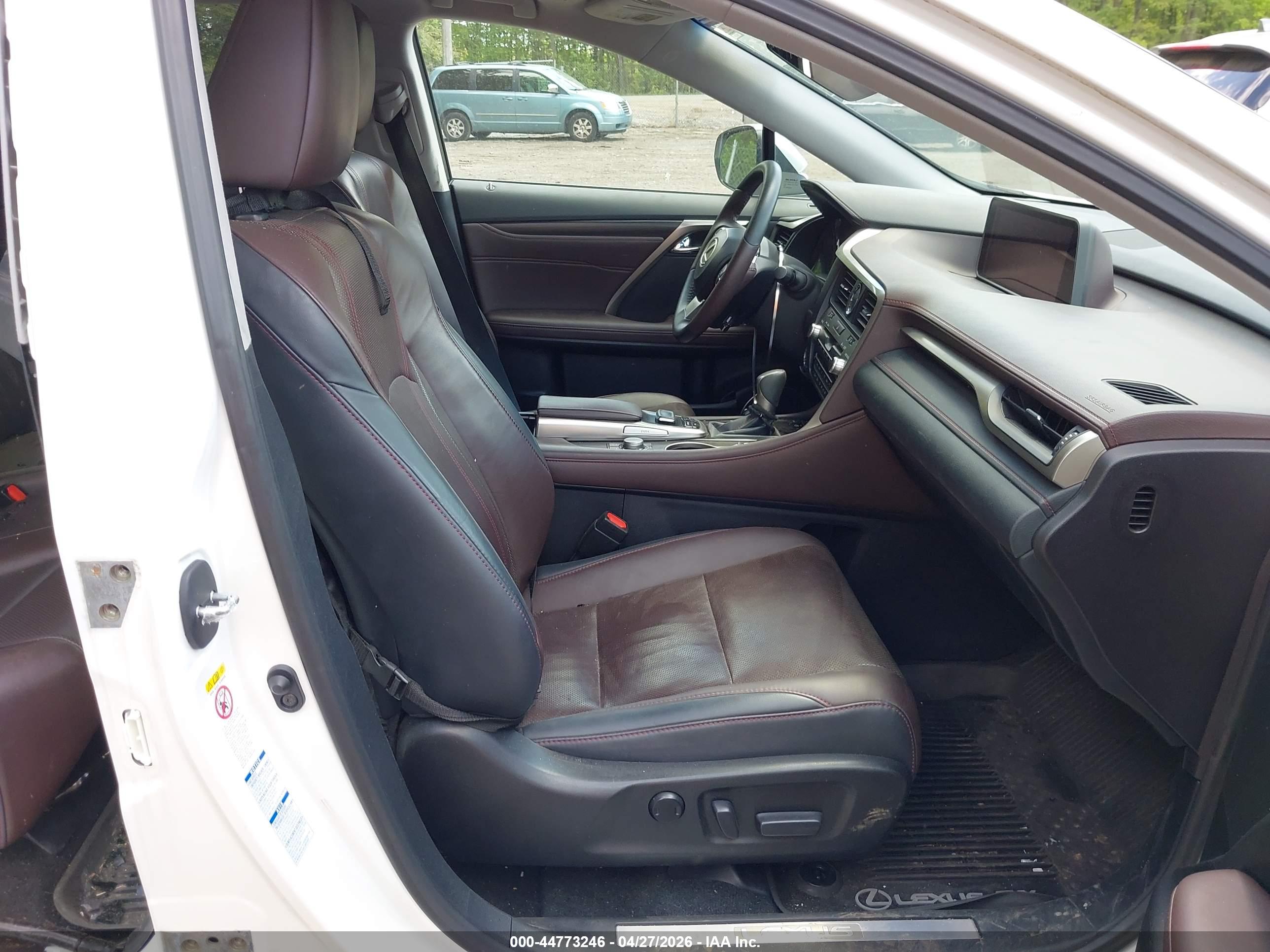LEXUS RX image 5