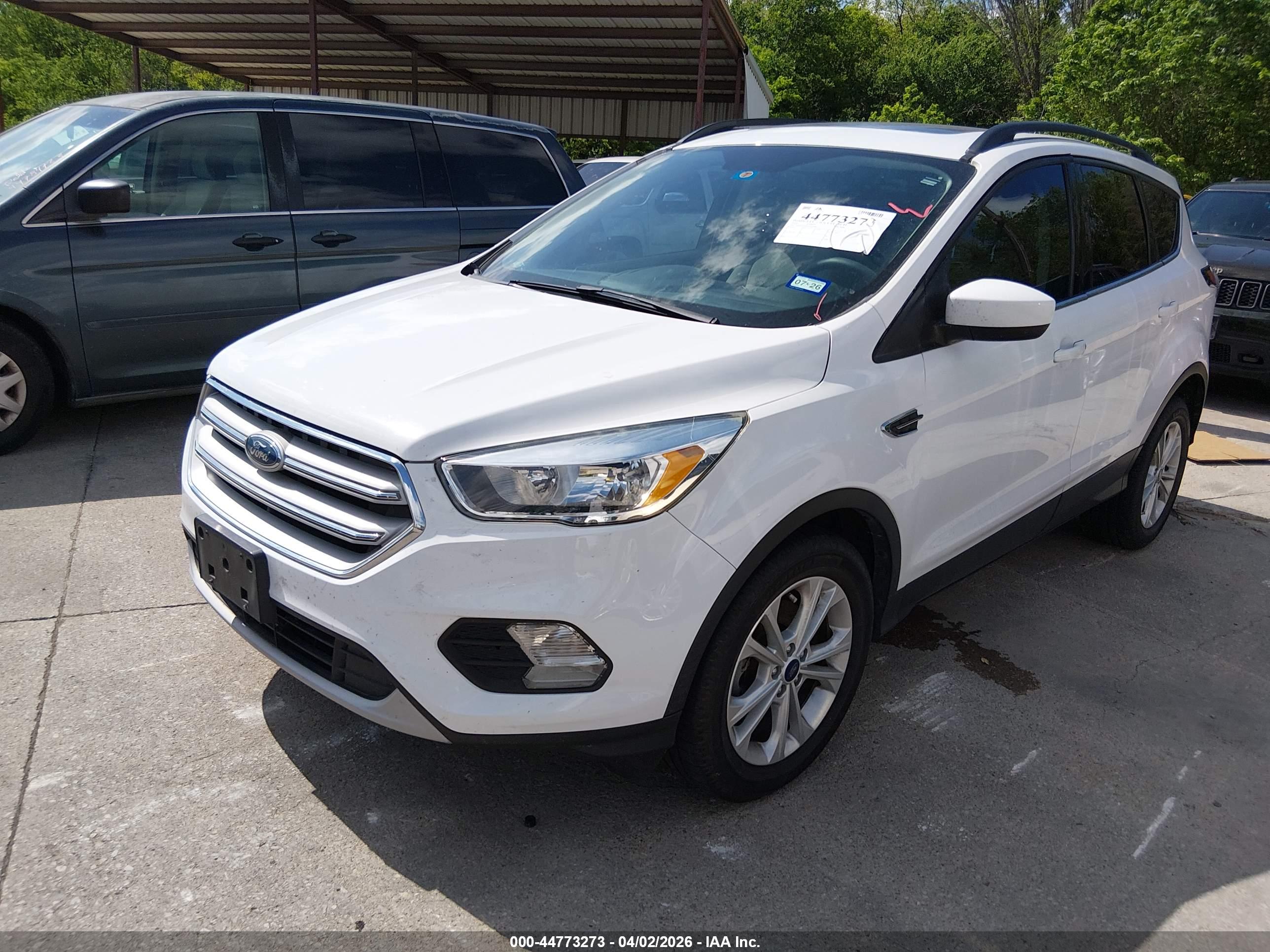 FORD ESCAPE image 2