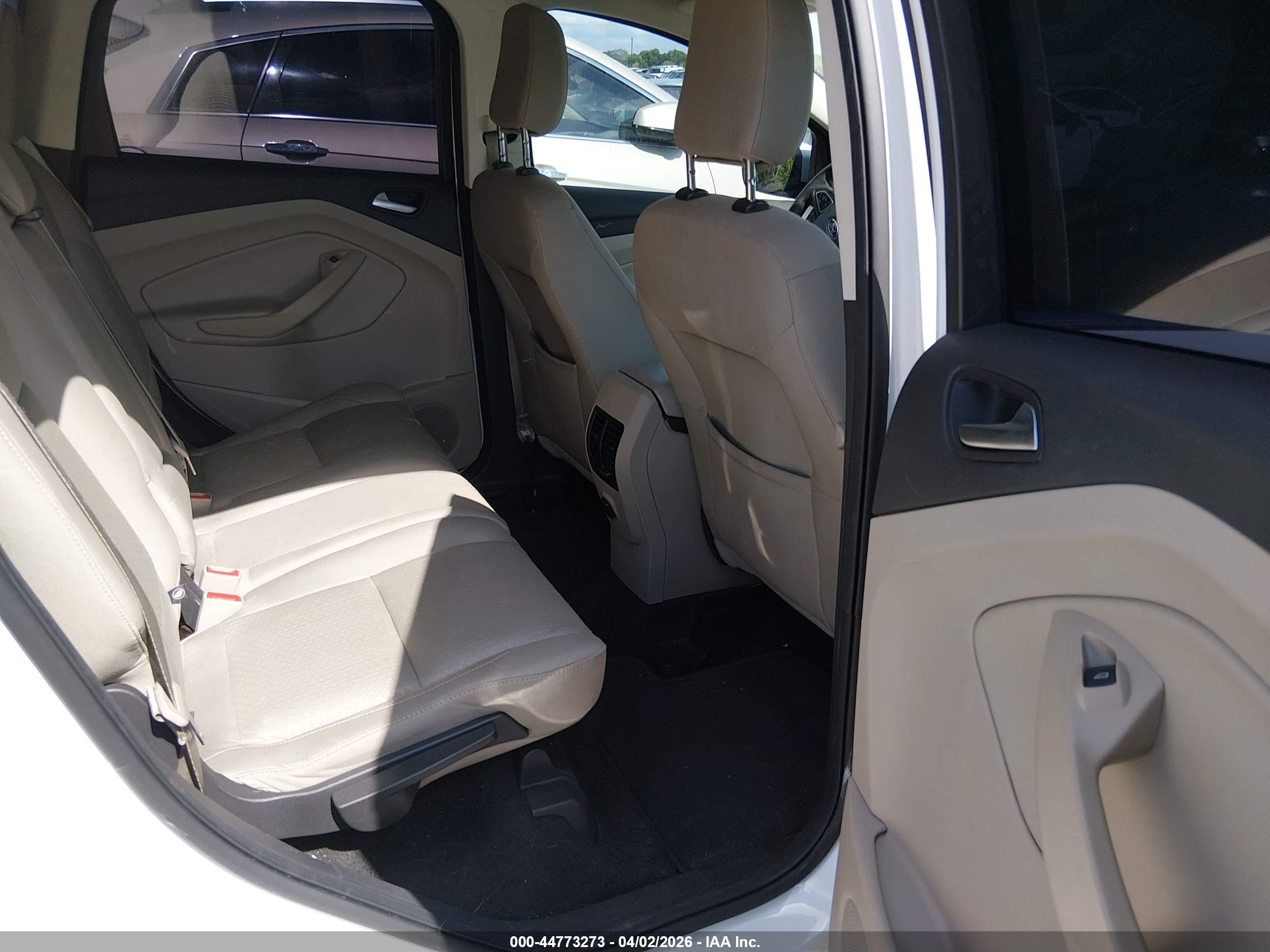 FORD ESCAPE image 8