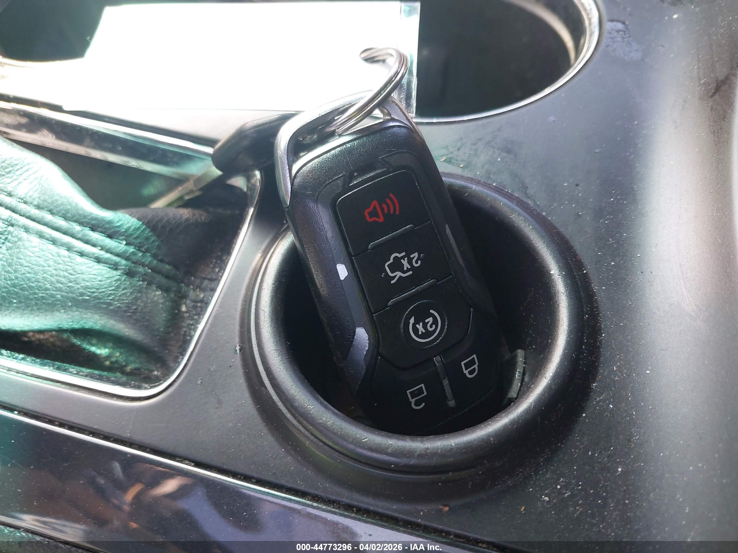 FORD EXPLORER image 11