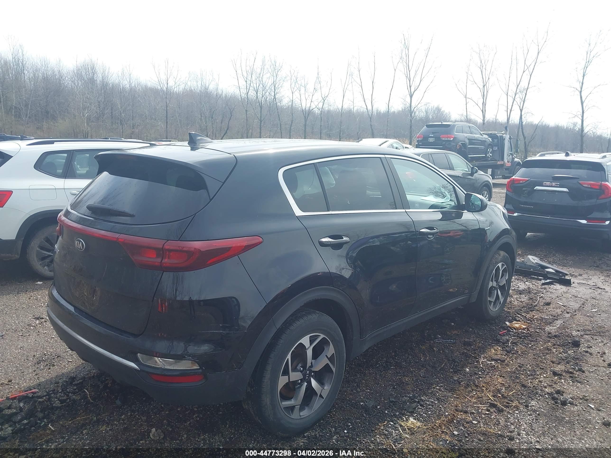 KIA SPORTAGE image 4