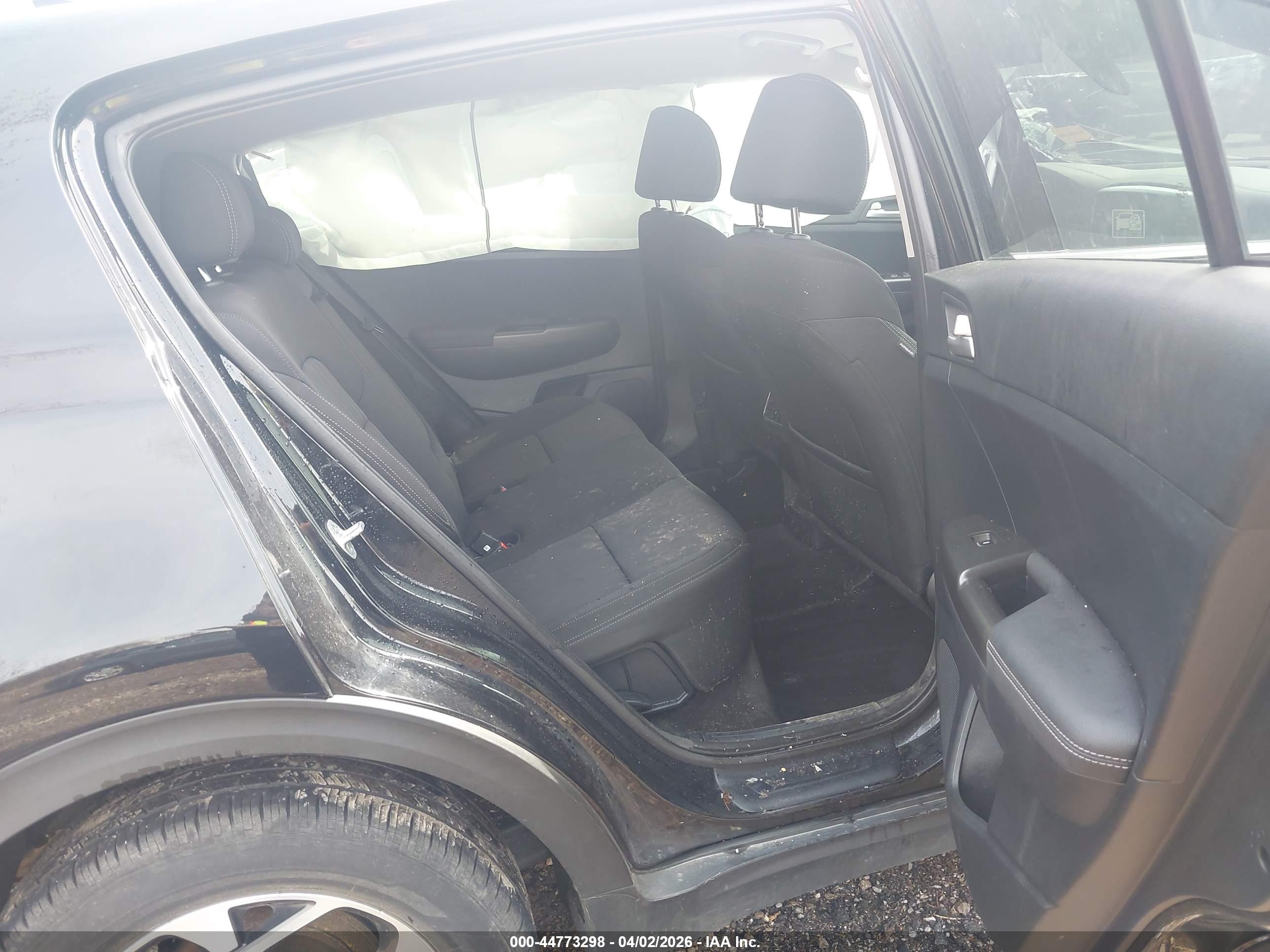 KIA SPORTAGE image 8