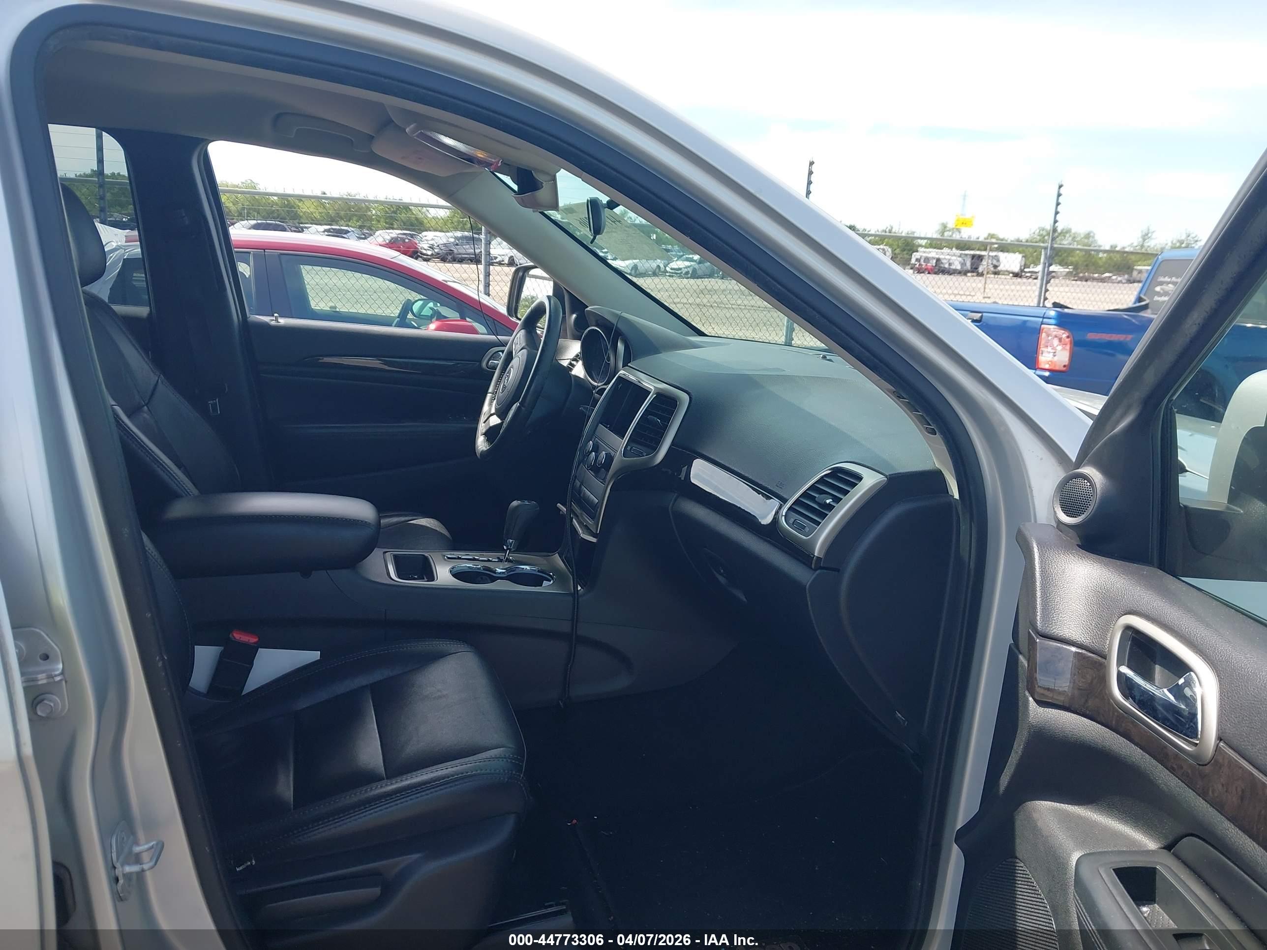 JEEP GRAND image 5