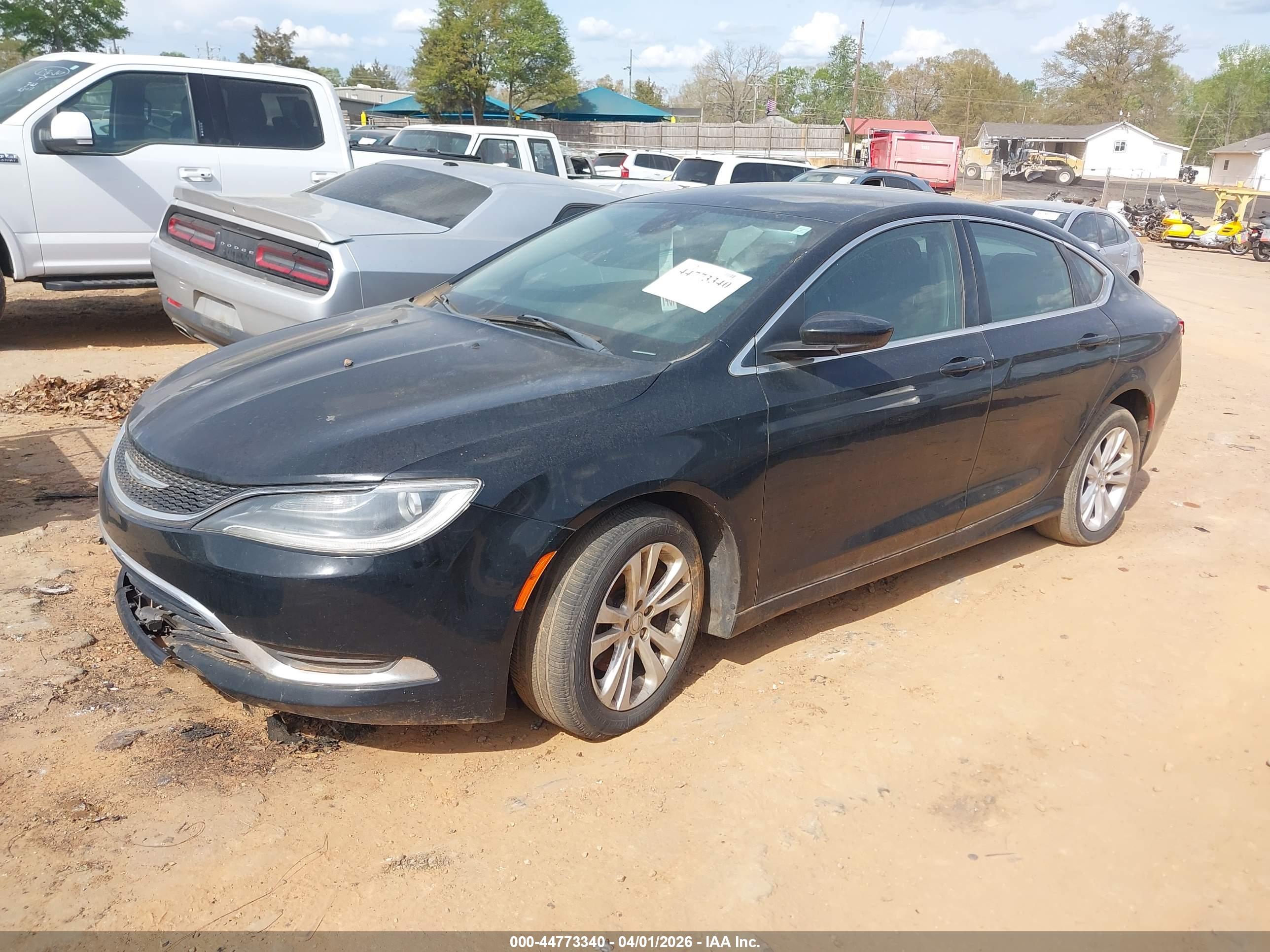 CHRYSLER 200 image 2