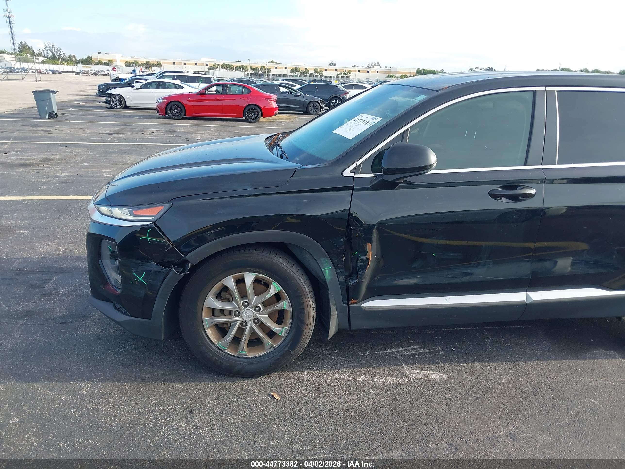 HYUNDAI SANTA image 6
