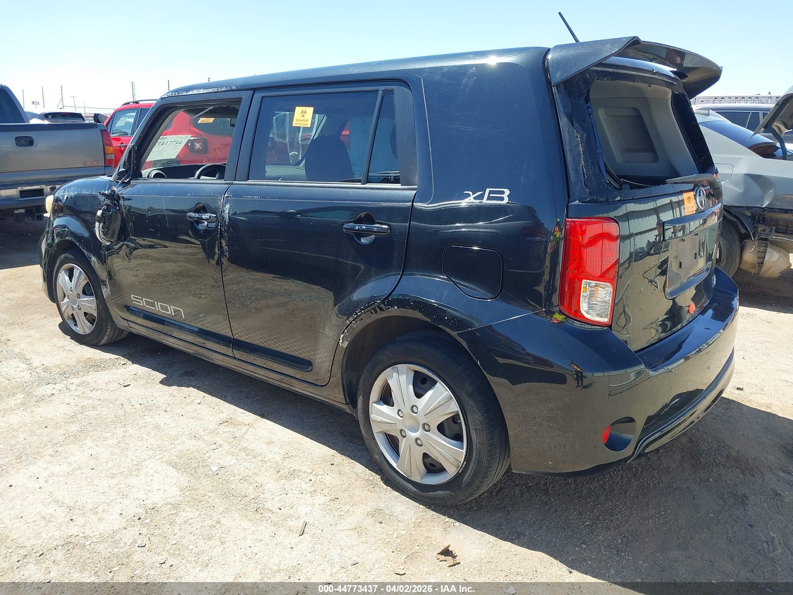 SCION XB image 3
