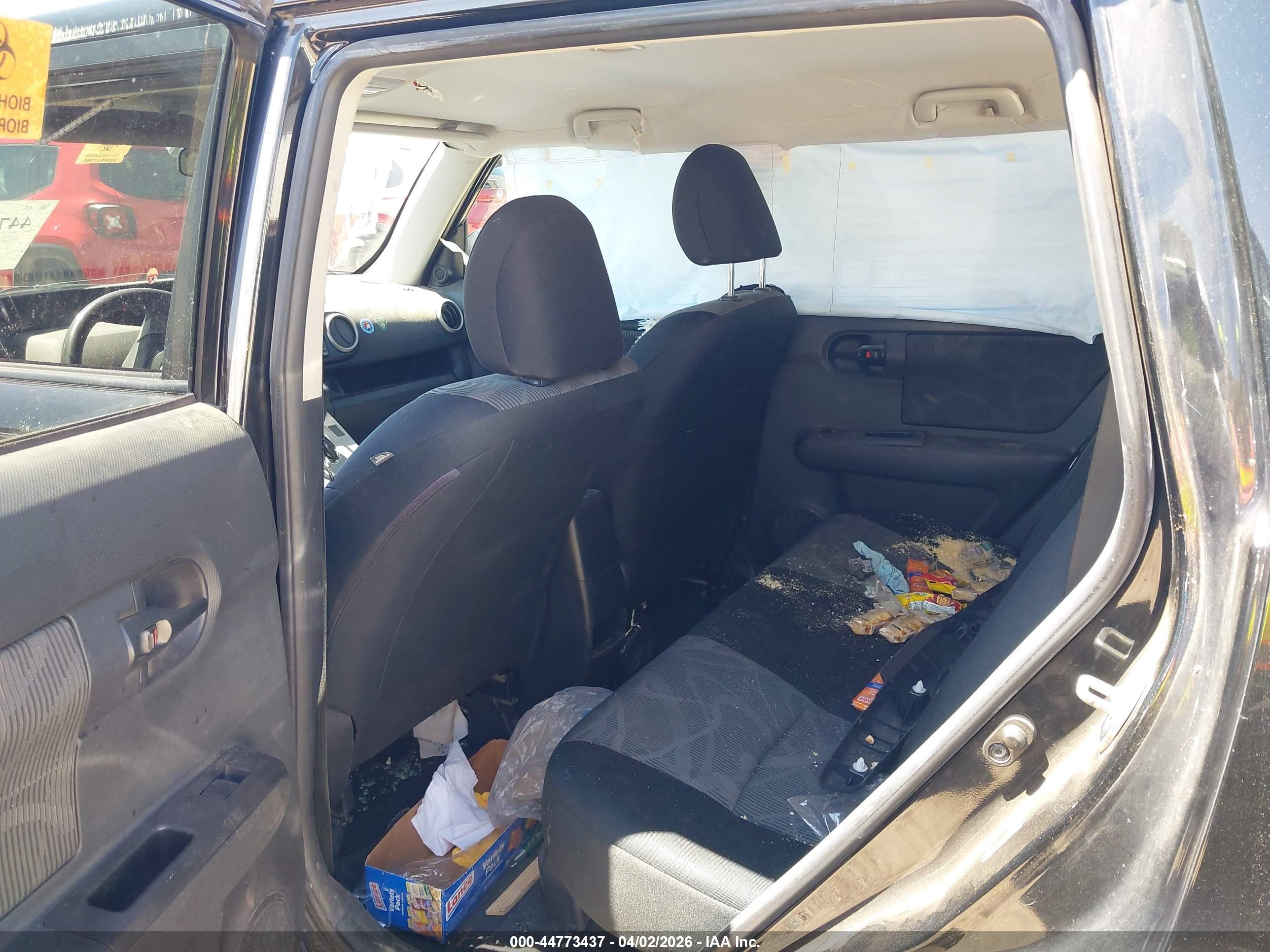 SCION XB image 8