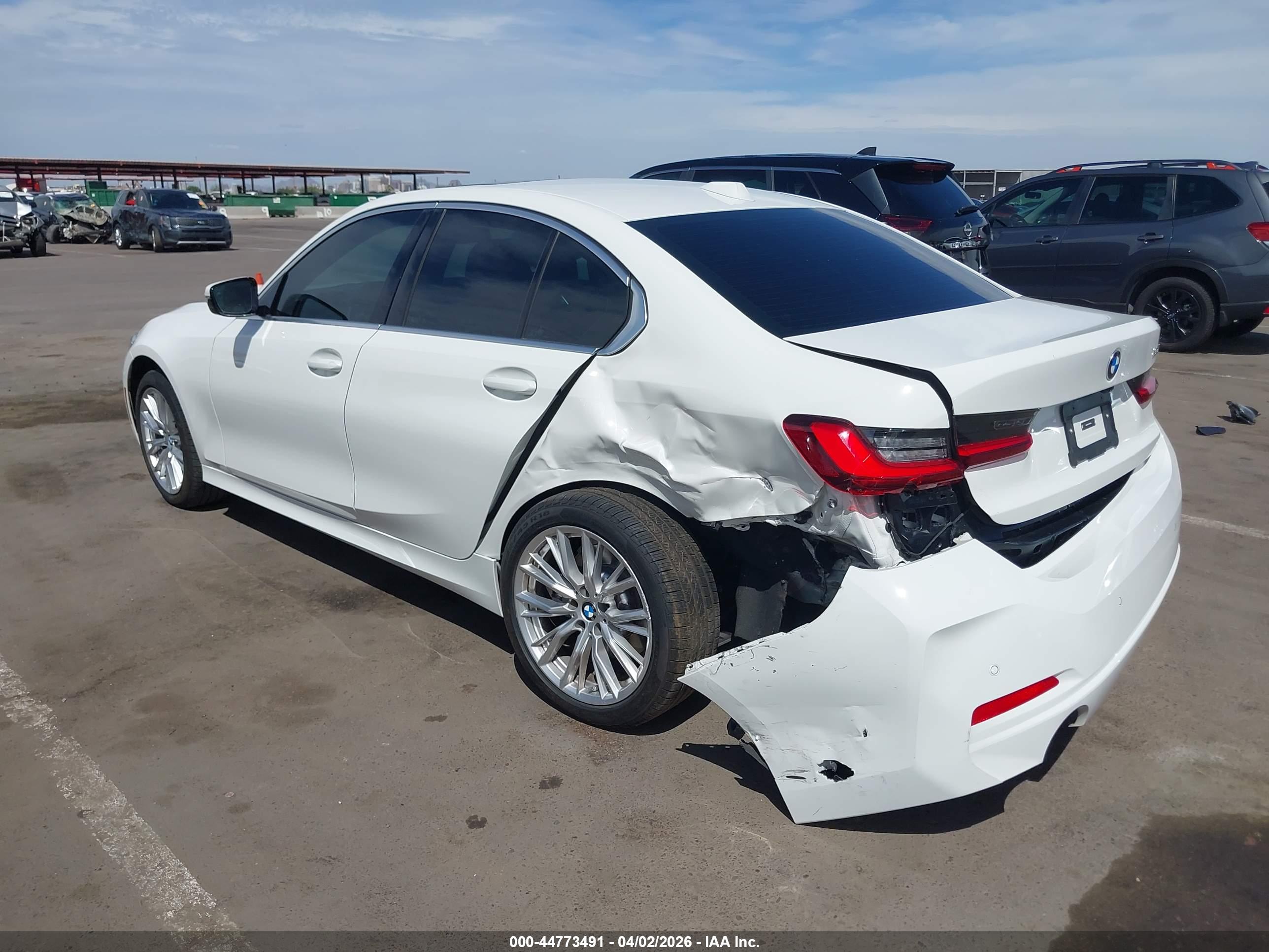 BMW 330I image 6