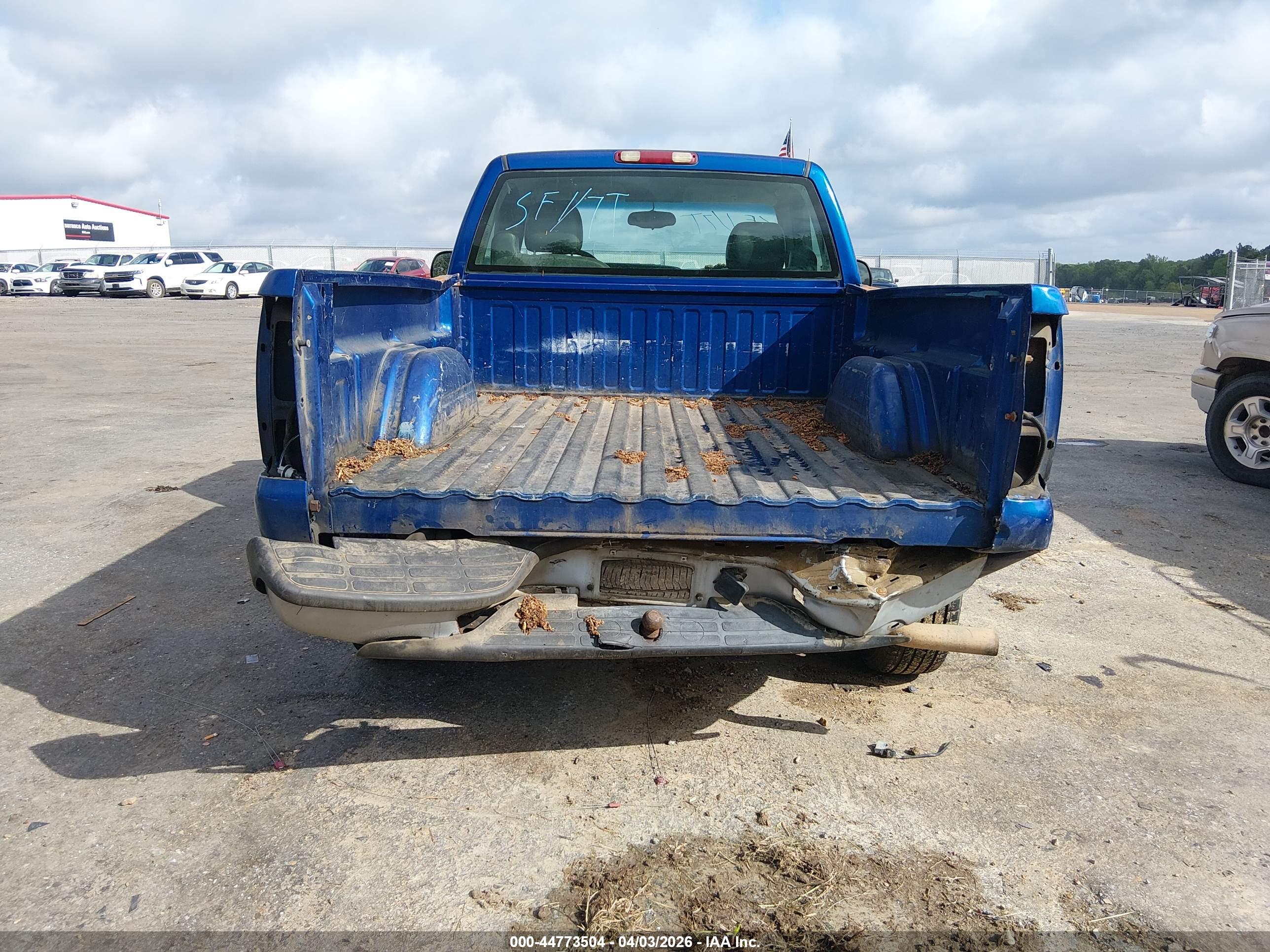 GMC SIERRA image 6