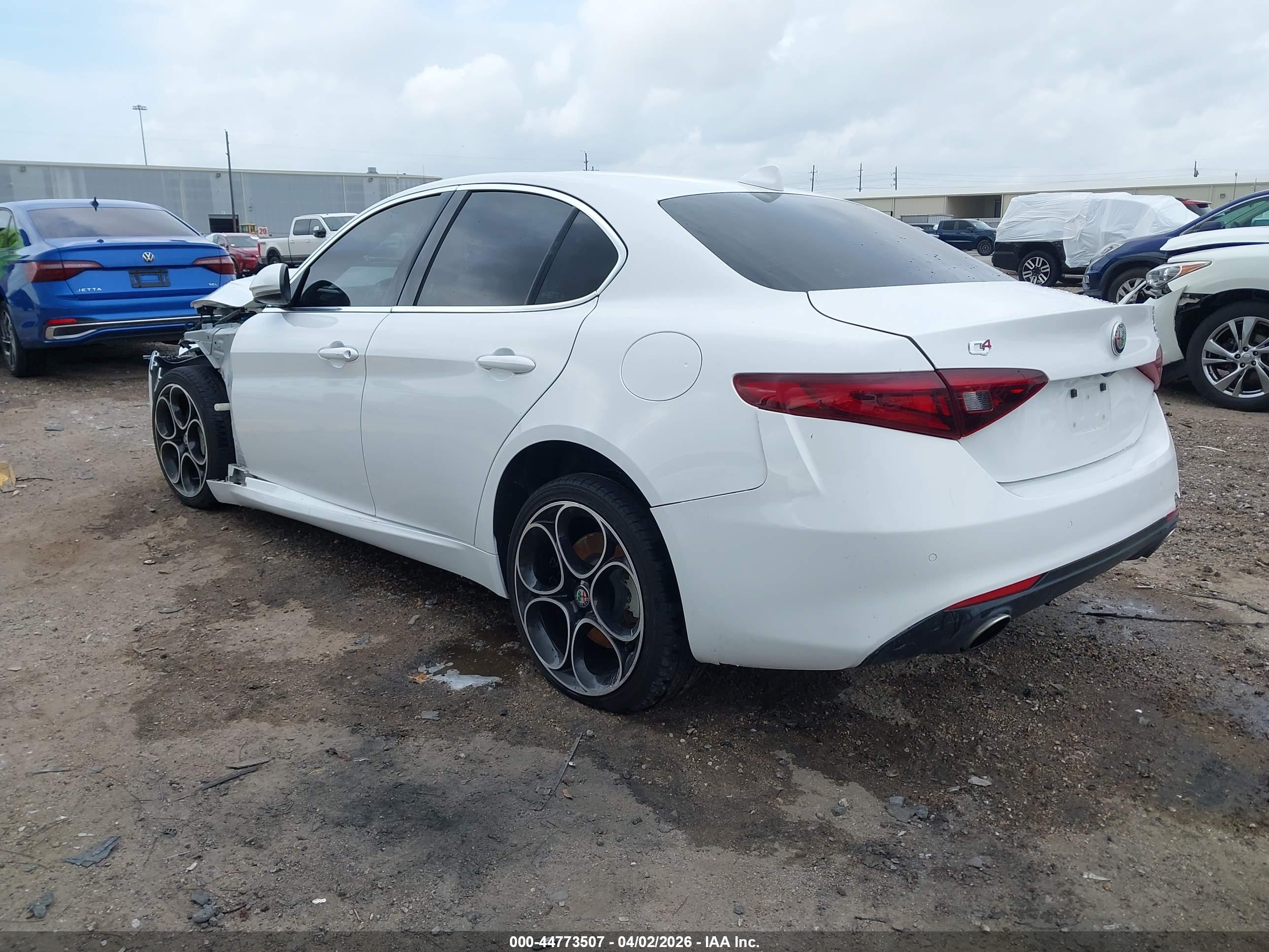 ALFA ROMEO image 3