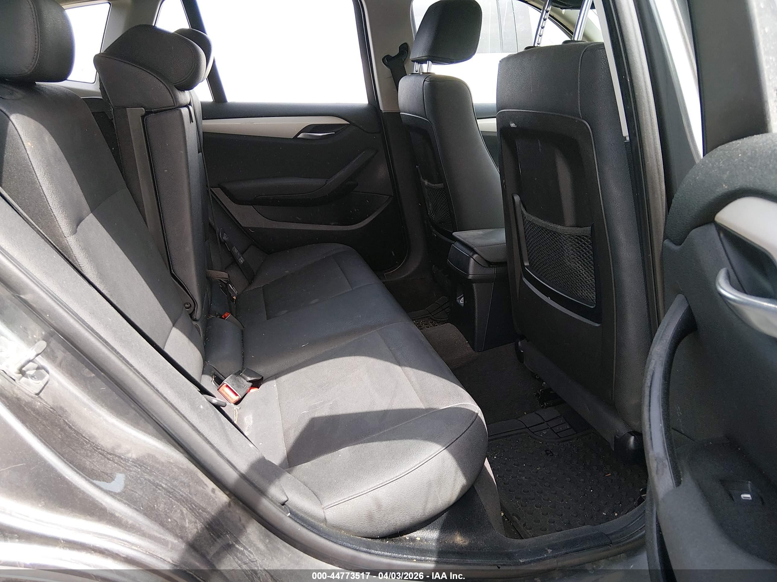 BMW X1 image 8