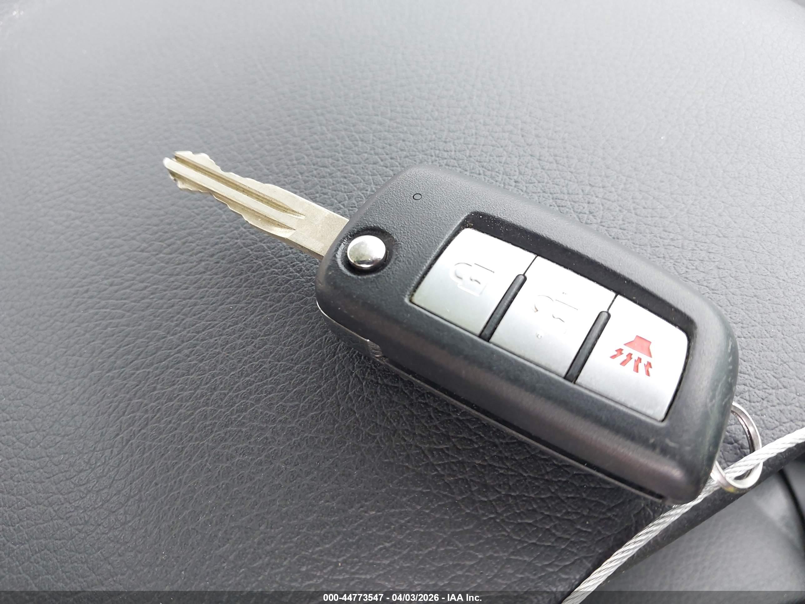 NISSAN ROGUE image 11
