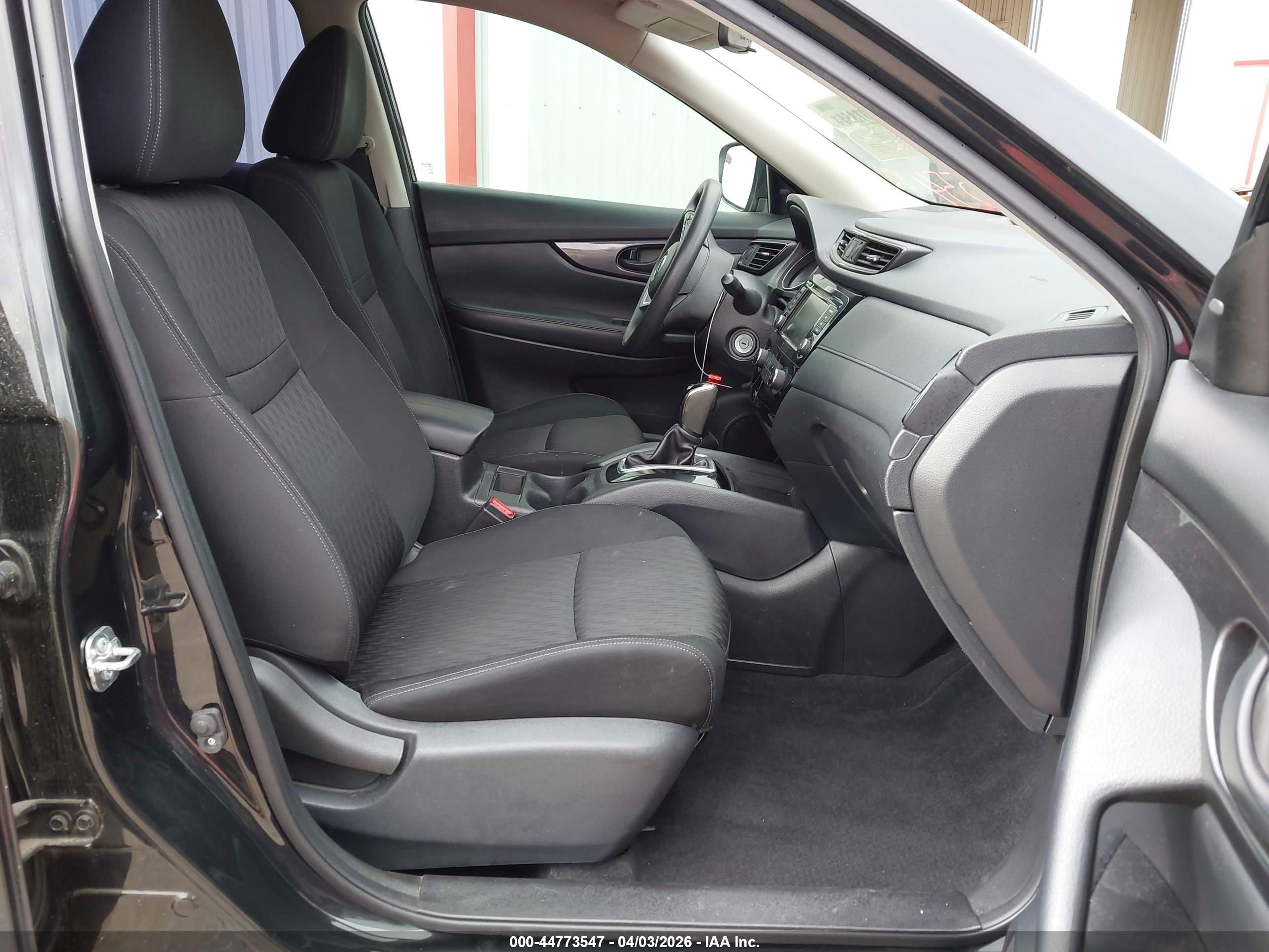 NISSAN ROGUE image 5